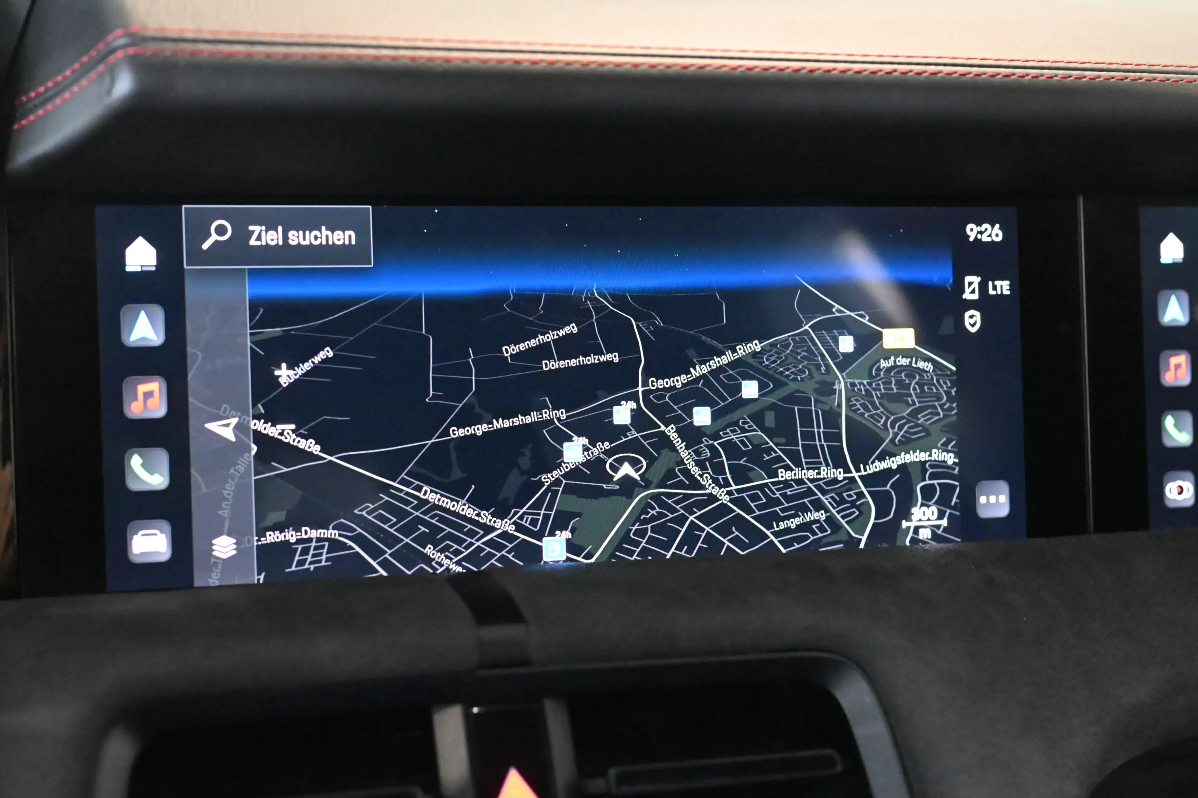 Porsche Taycan Sport Turismo GTS ACC Pano HUD 21-Zoll — photo 10