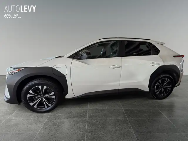 Toyota BZ4X view 3