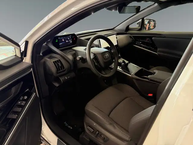 Toyota BZ4X view 10