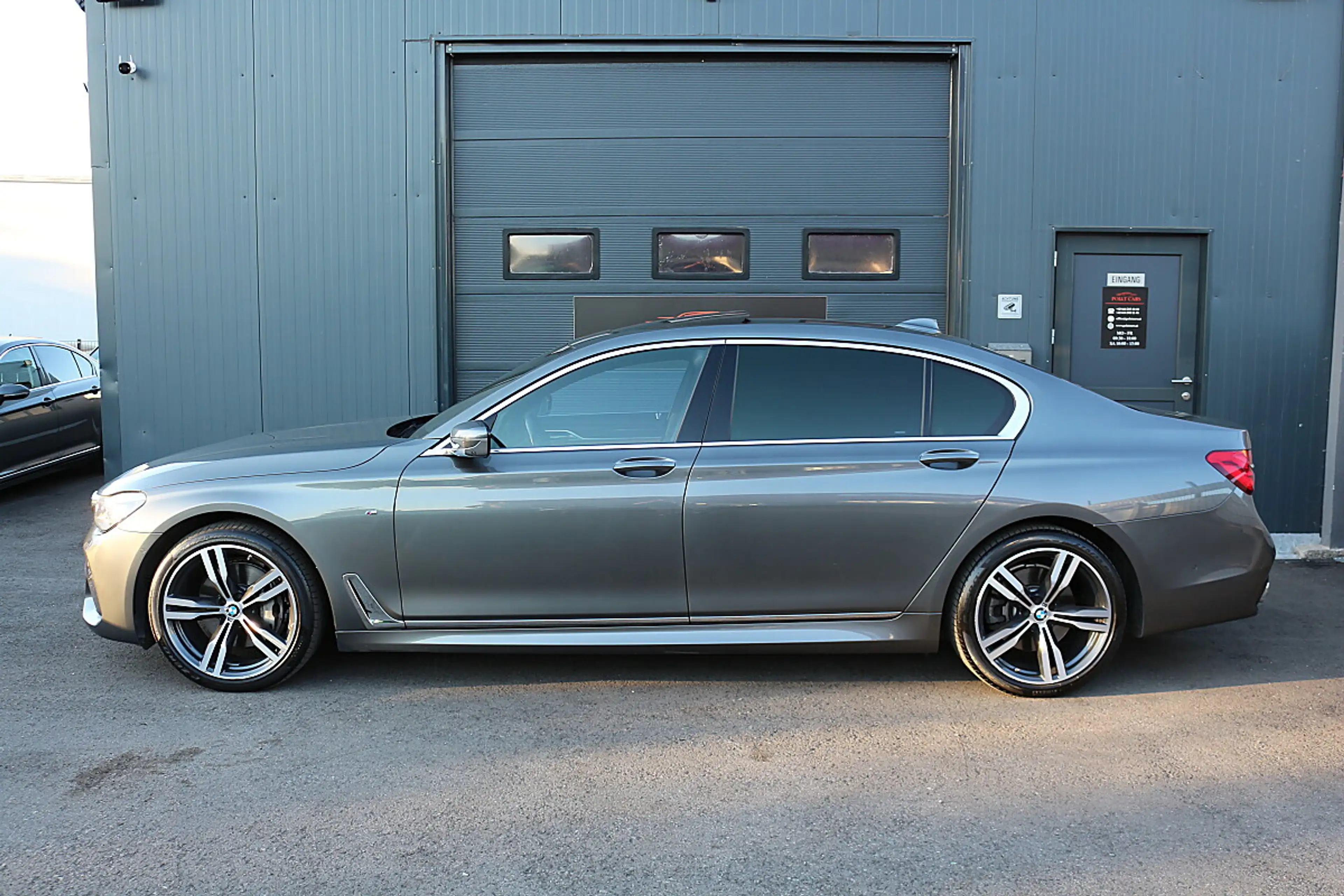 BMW 740 Ld xDrive Aut. *VOLL* *Sky Lounge* *Pano* — photo 10