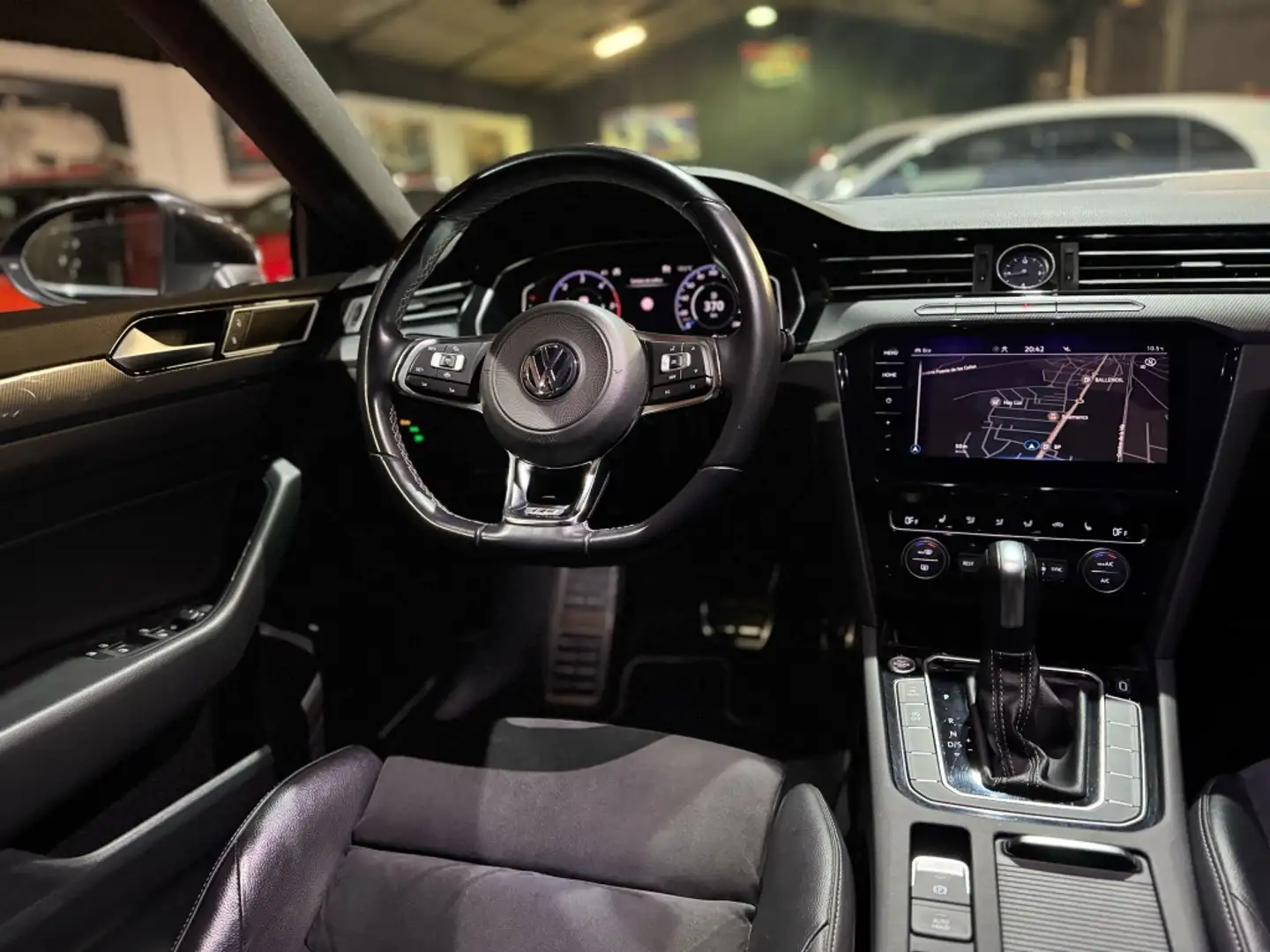 Volkswagen Arteon 2.0TDI R-Line DSG7 140kW Gris - 2