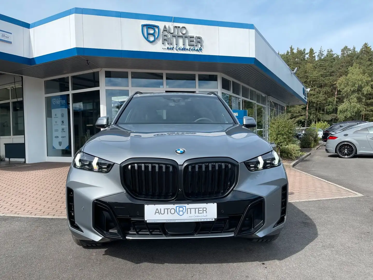 BMW X5 40d xDrive M Sport Pro Pano+AHK+ACC Grau - 2