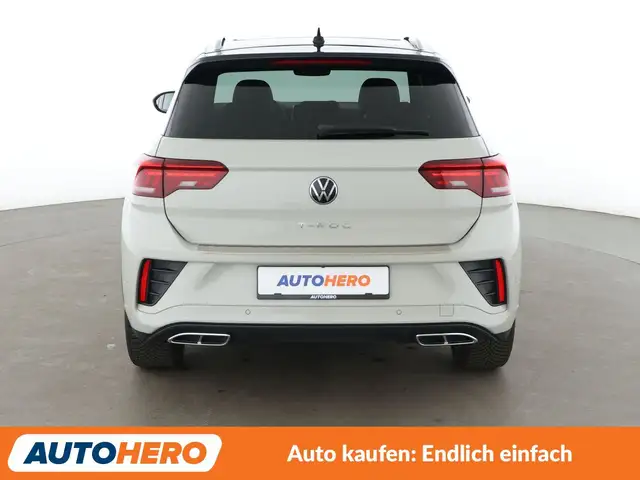 Volkswagen T-Roc view 5