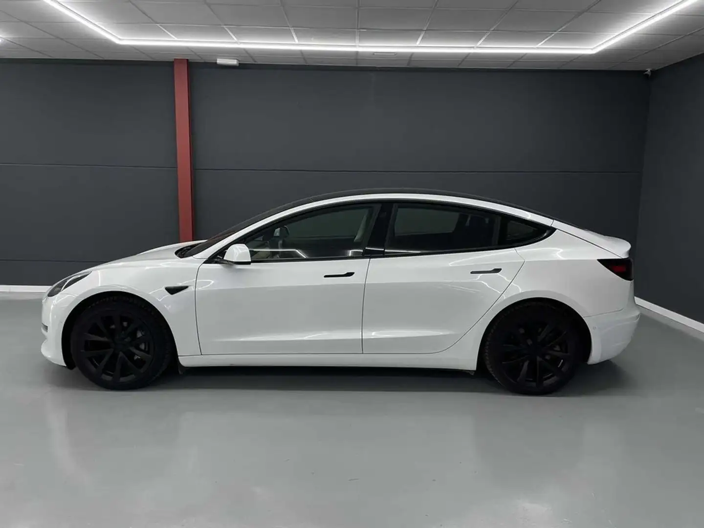 Tesla Model 3 Long Range Dual Motor 19.800e neto Blanco - 2