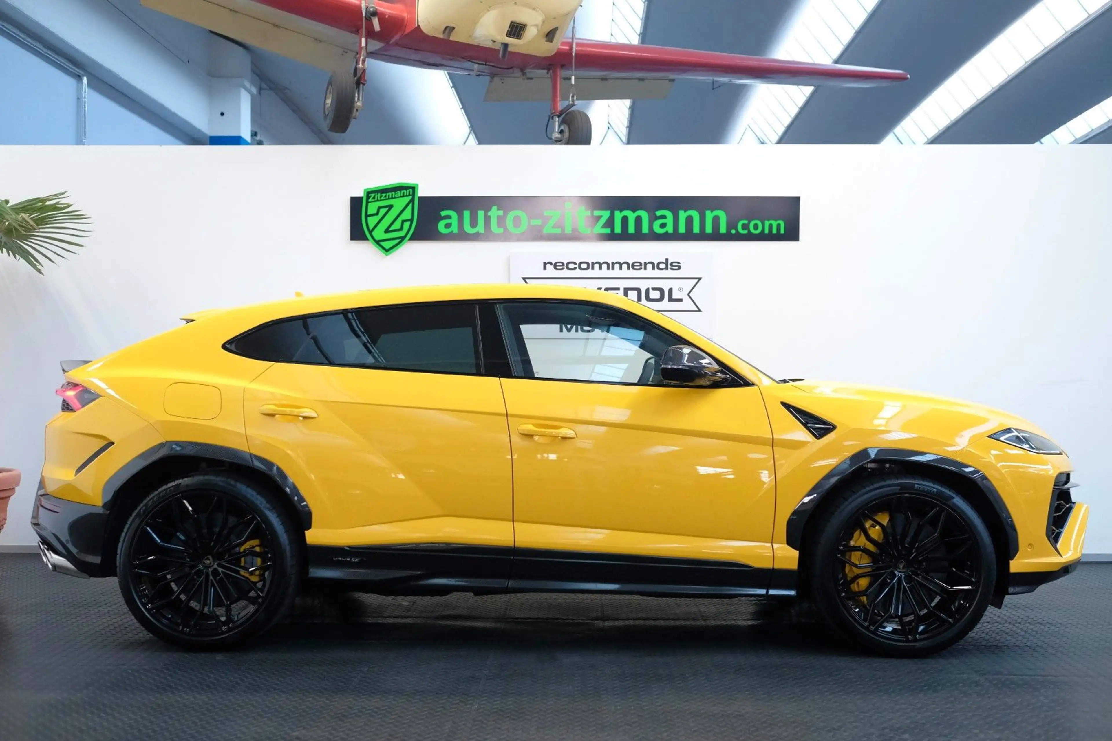 Lamborghini Urus SE/FULL CARBON/B&O/PANO/MASSAGE/BELÜFTUNG — photo 4