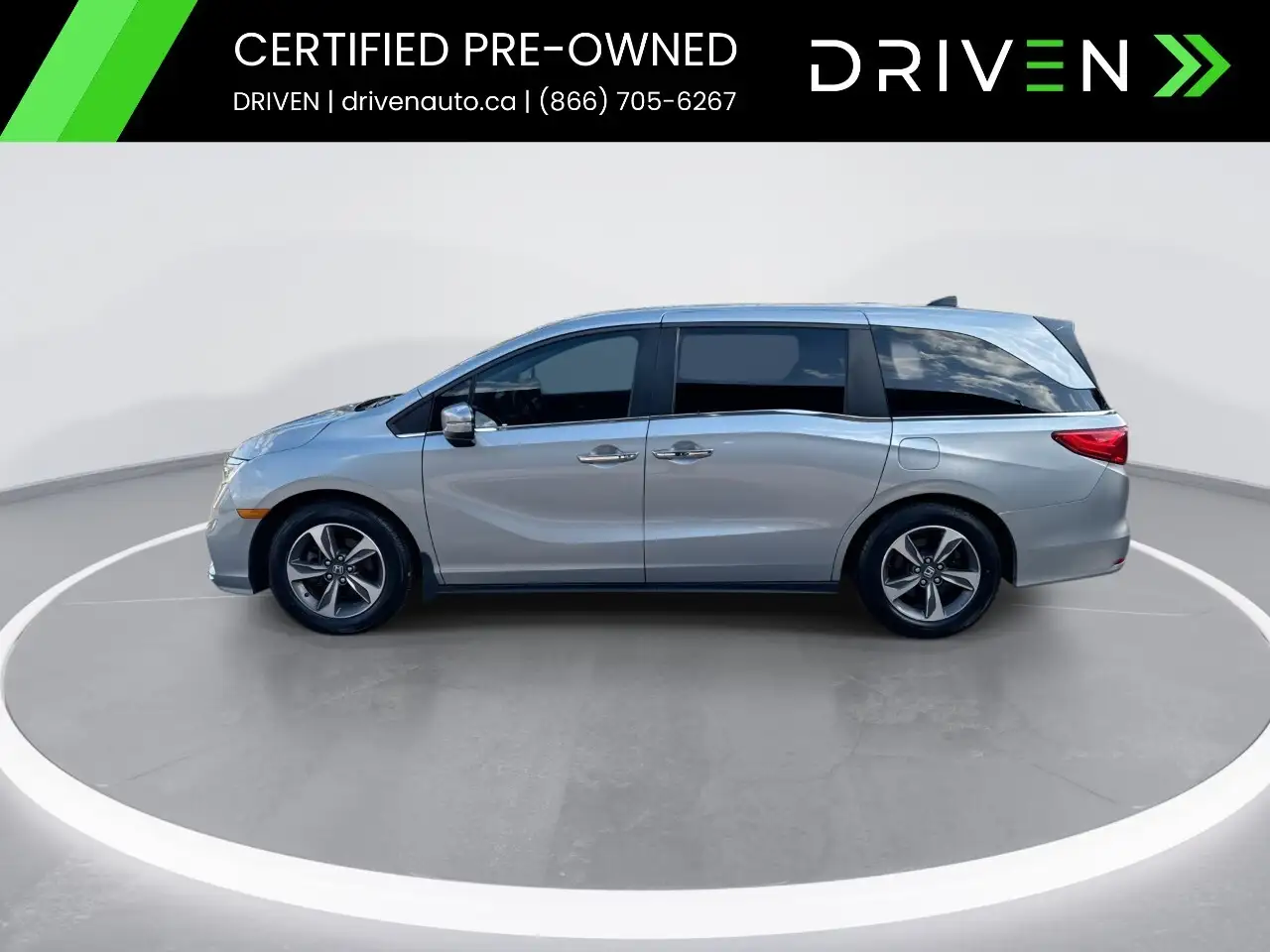 Honda Odyssey снимка Honda Odyssey
