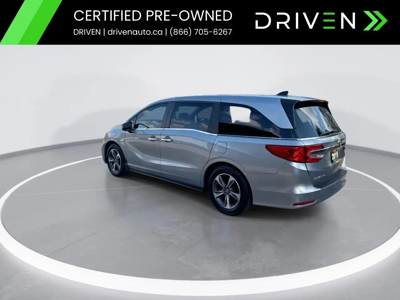 Honda Odyssey снимка Honda Odyssey
