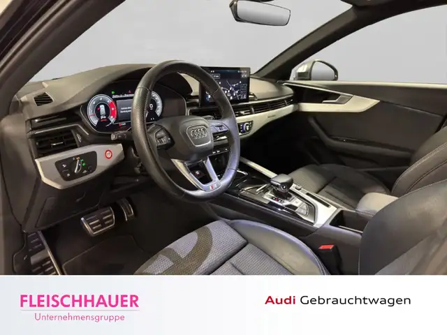 Audi S4 Avant view 10