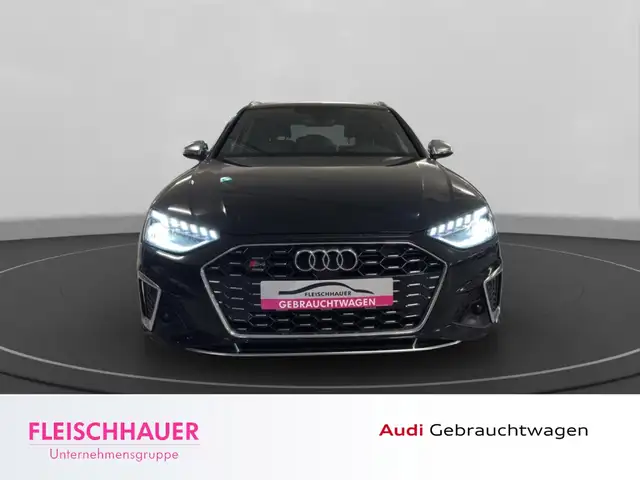 Audi S4 Avant view 2