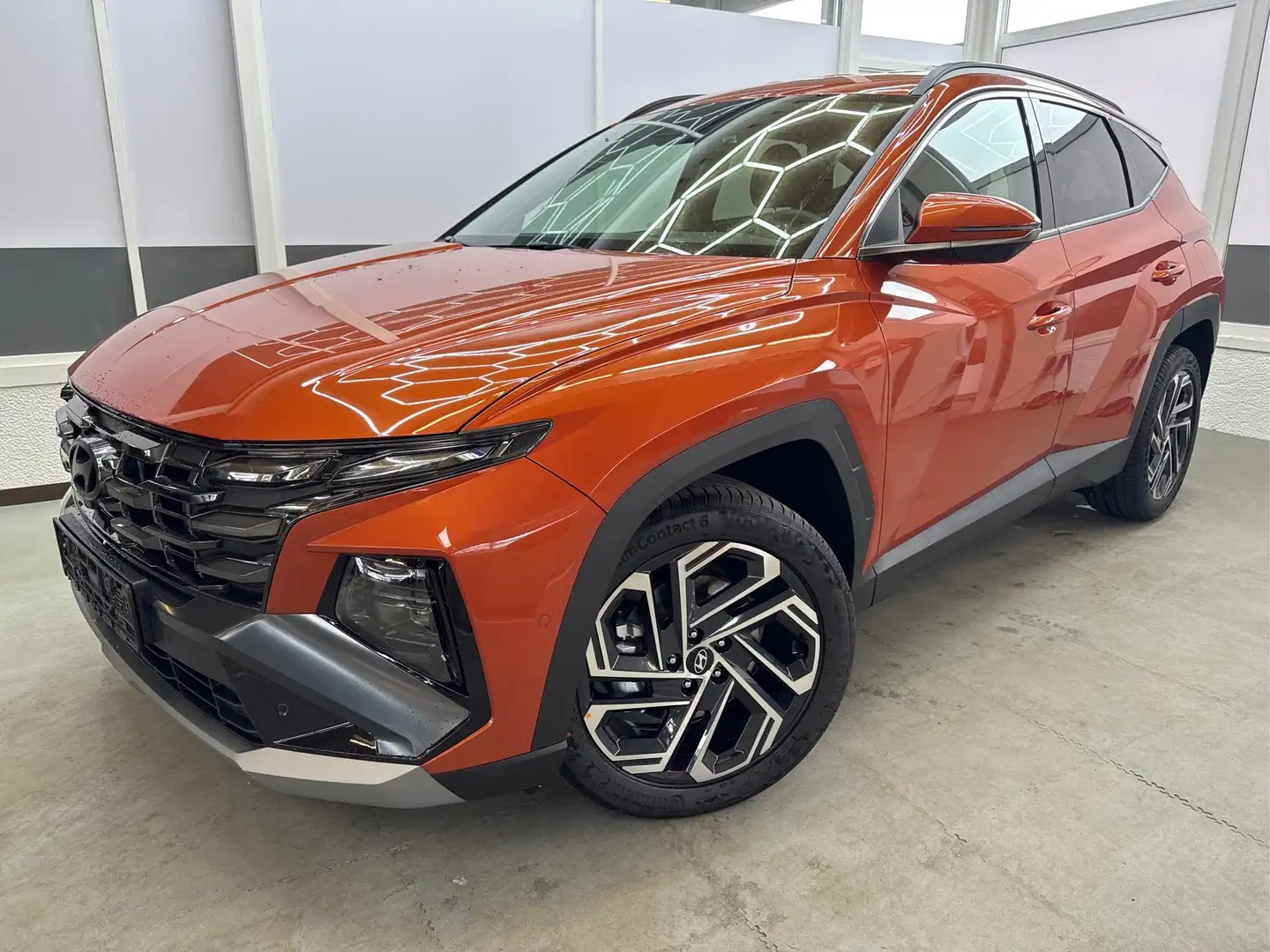 Hyundai TUCSON Impression DCT MHEV E-Shift 360 KRELL HUD MATRI... Orange - 1