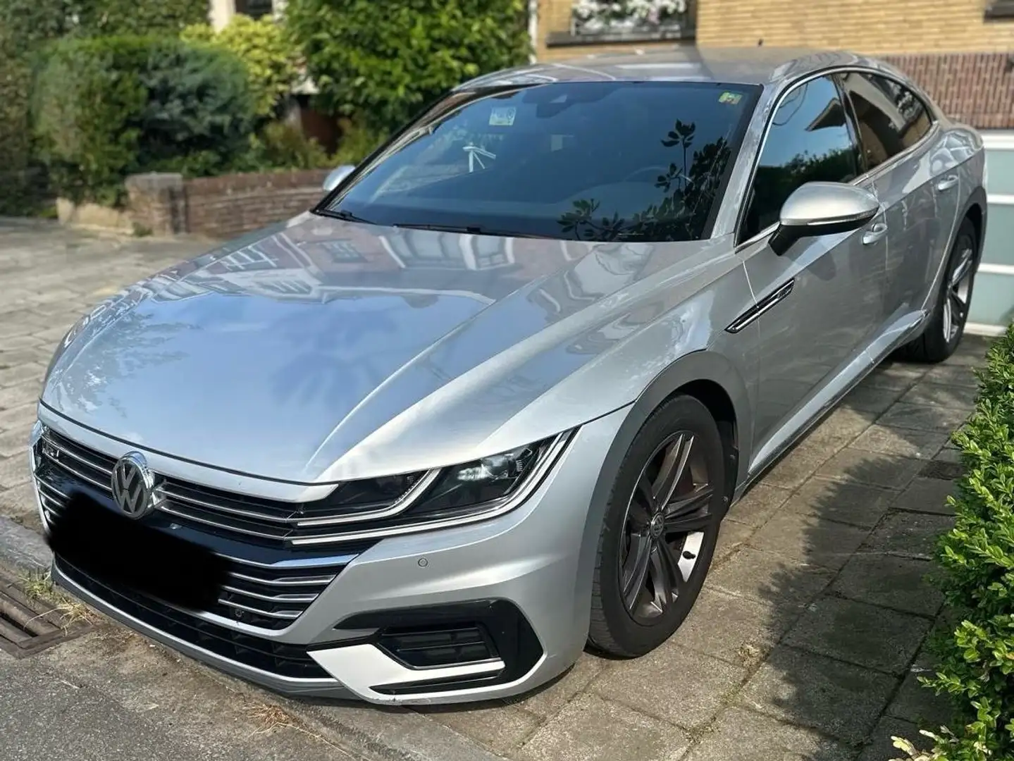 Volkswagen Arteon Arteon 2.0 TDi SCR R-Line DSG (EU6.2) Gris - 1