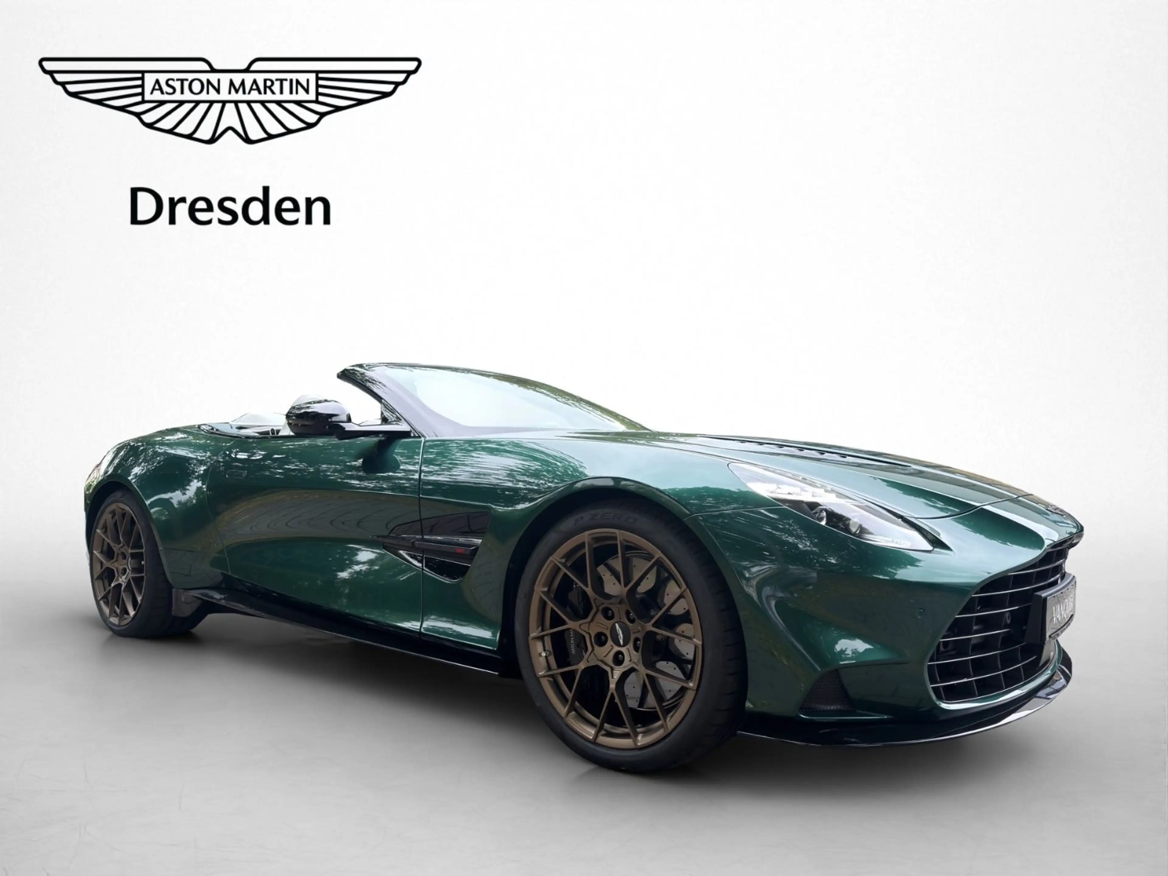 Aston Martin Vanquish Volante — photo 9
