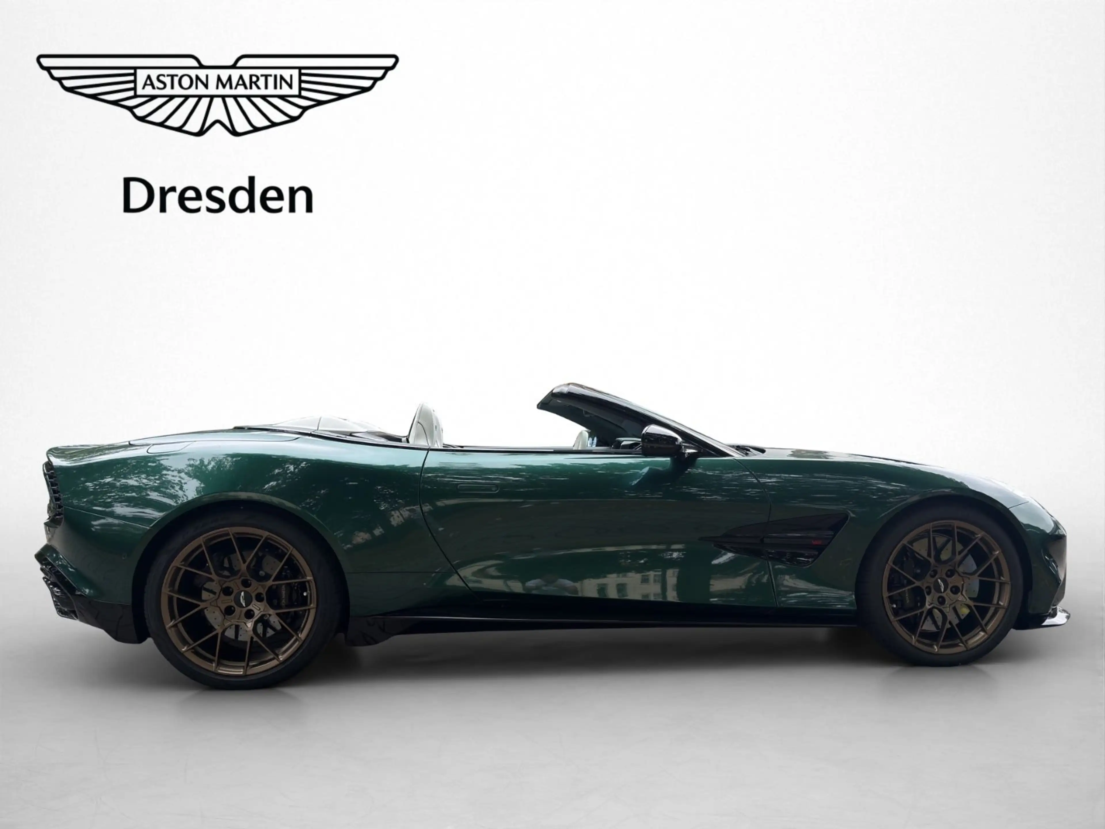 Aston Martin Vanquish Volante — photo 8