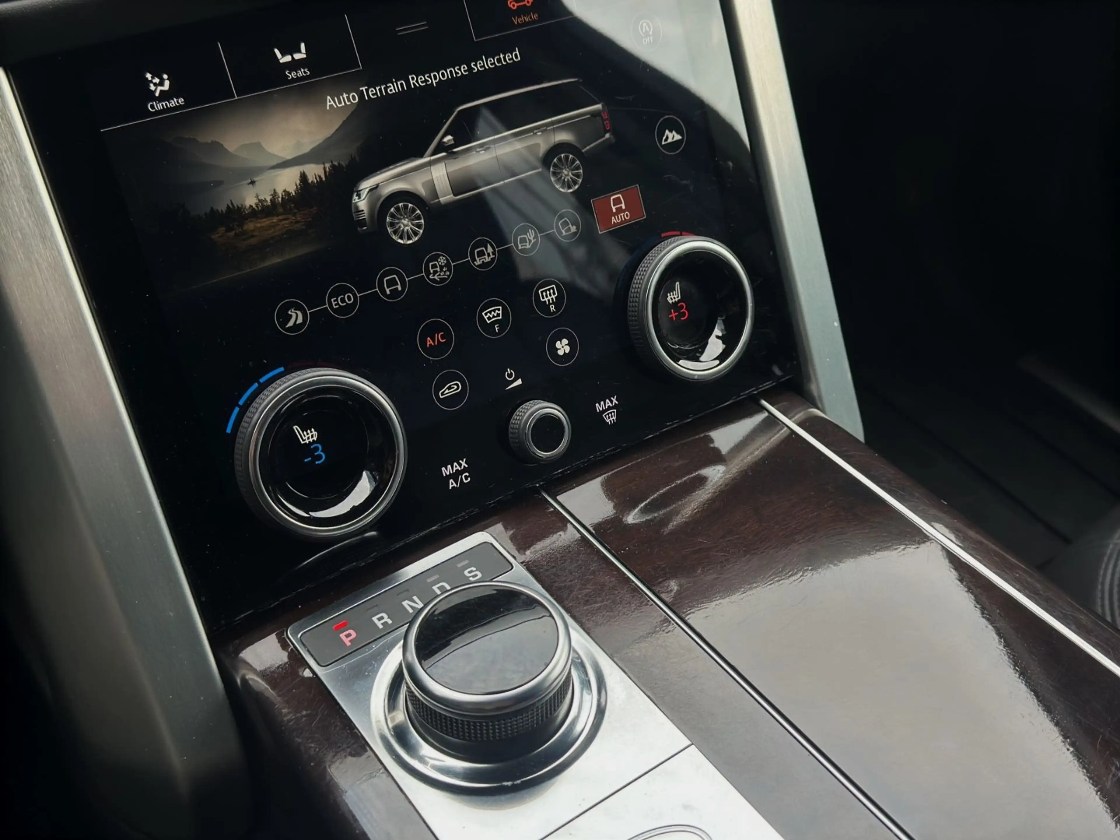 Land Rover Range Rover V8 Vogue°ACC°HUD°MERI°LUFT°TV°AHK° — photo 11