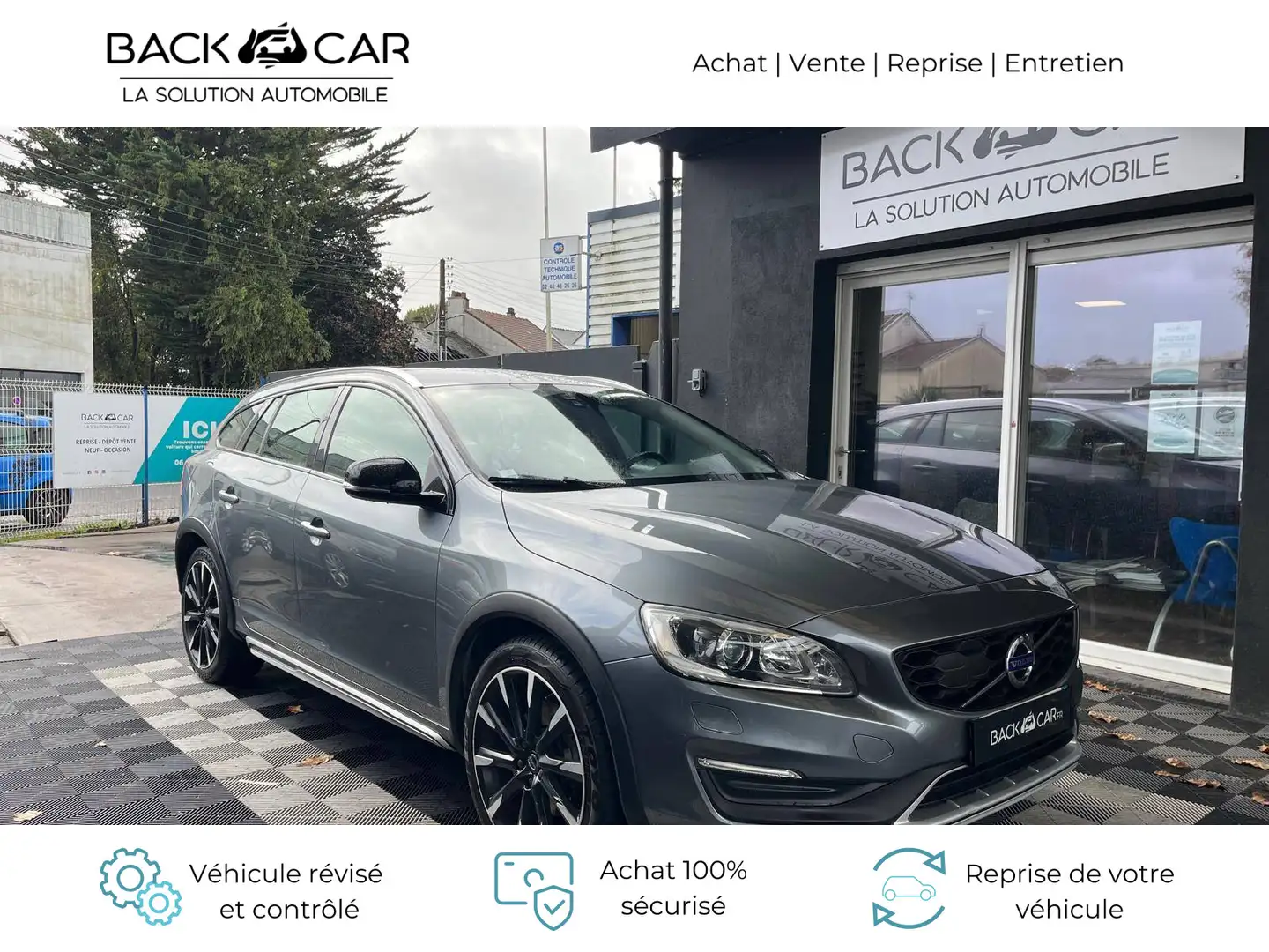 Volvo V60 Cross Country D4 AWD 190 ch Geartronic 6 Summum Grau - 1