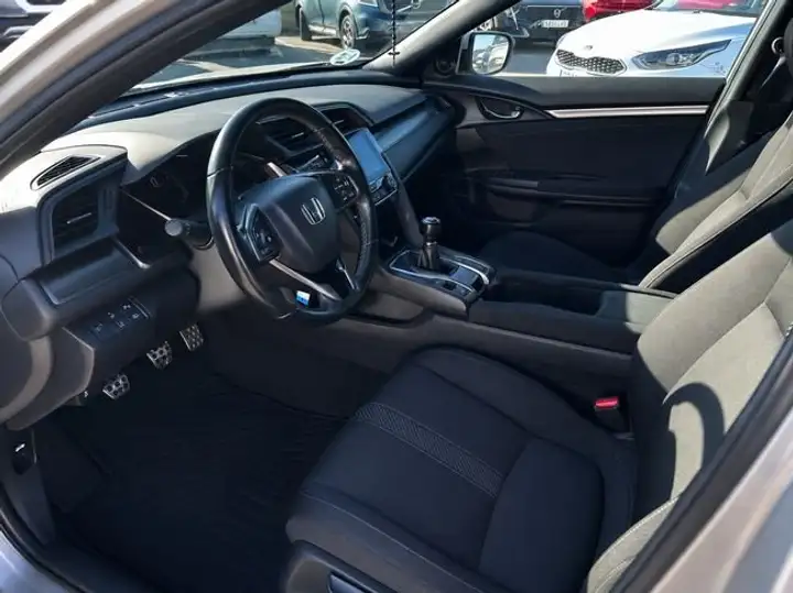 Honda Civic 1.0 VTEC Turbo Comfort 2020, foto 6