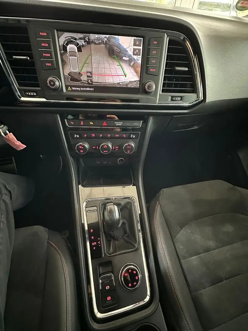 SEAT Ateca FR 4Drive 2.0TSI  Automatik Leder Schwarz - 2