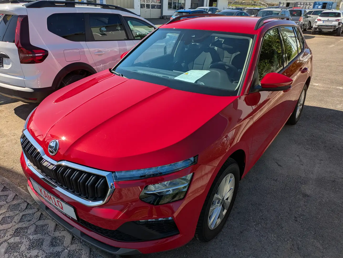 Skoda Kamiq Selection / AHK / LED / GRA / SHZ / PDC hi. Rojo - 2