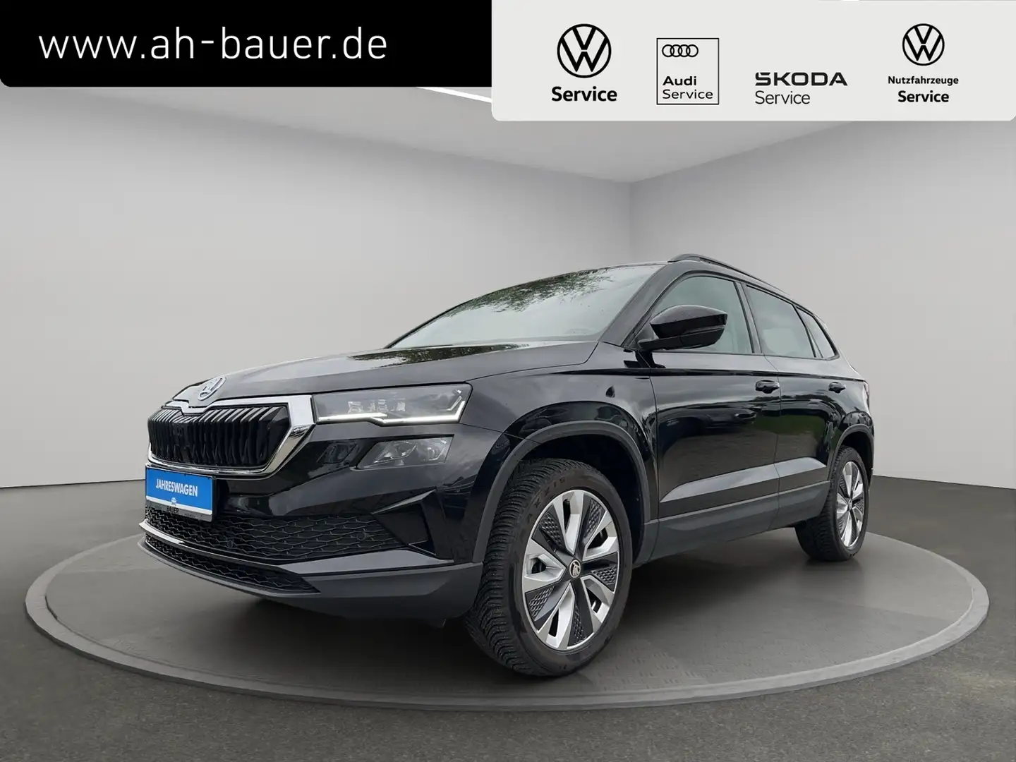 Skoda Karoq 2.0TDI DSG Style 4x4 AHK RearV Matrix Noir - 1