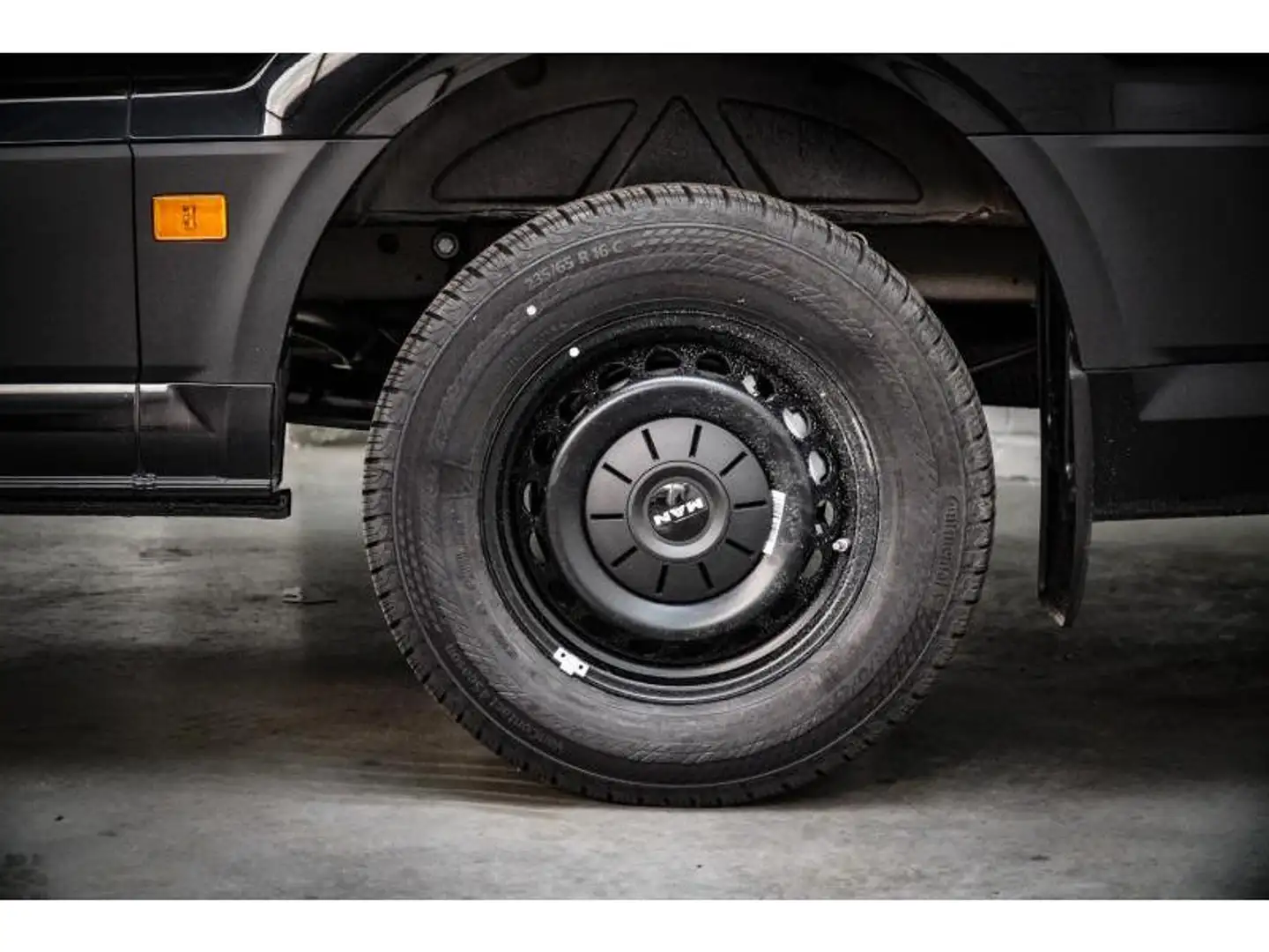 MAN TGE RWD 163PK 8V AUTO Noir - 2