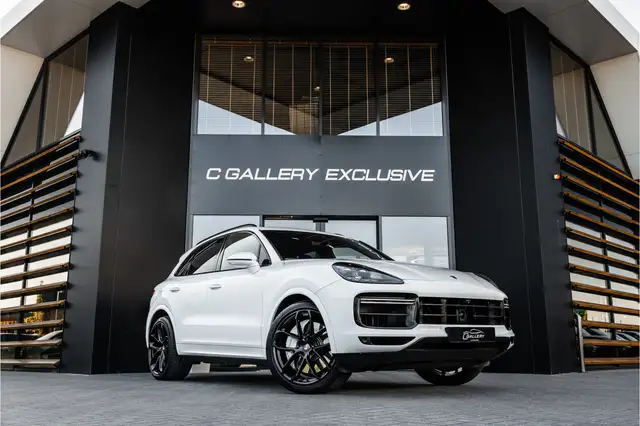 2018 Porsche Cayenne in White for sale