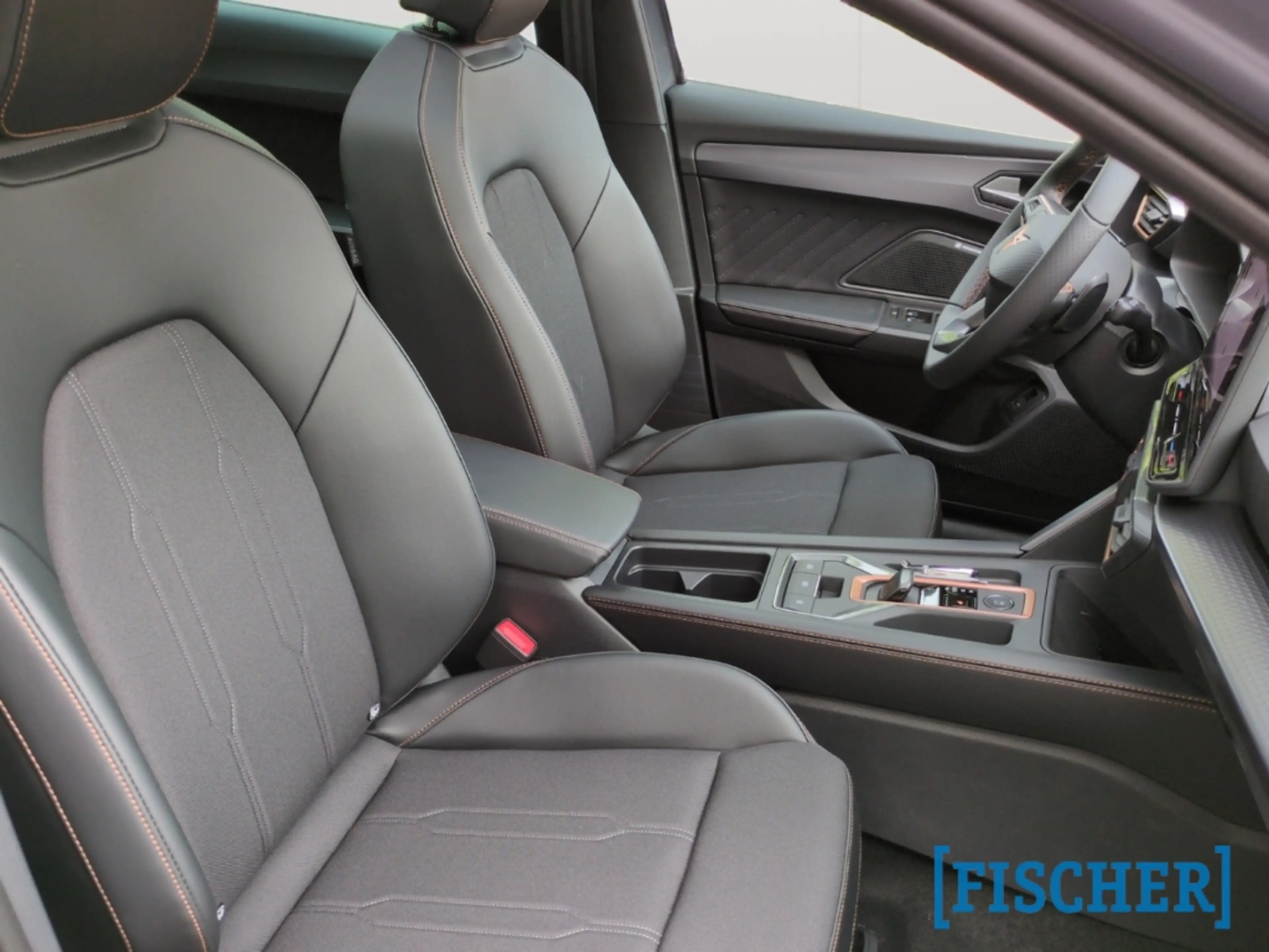 CUPRA Leon Sportstourer 2.0TSI 4Drive DSG LED AHK Panodach Na — photo 13