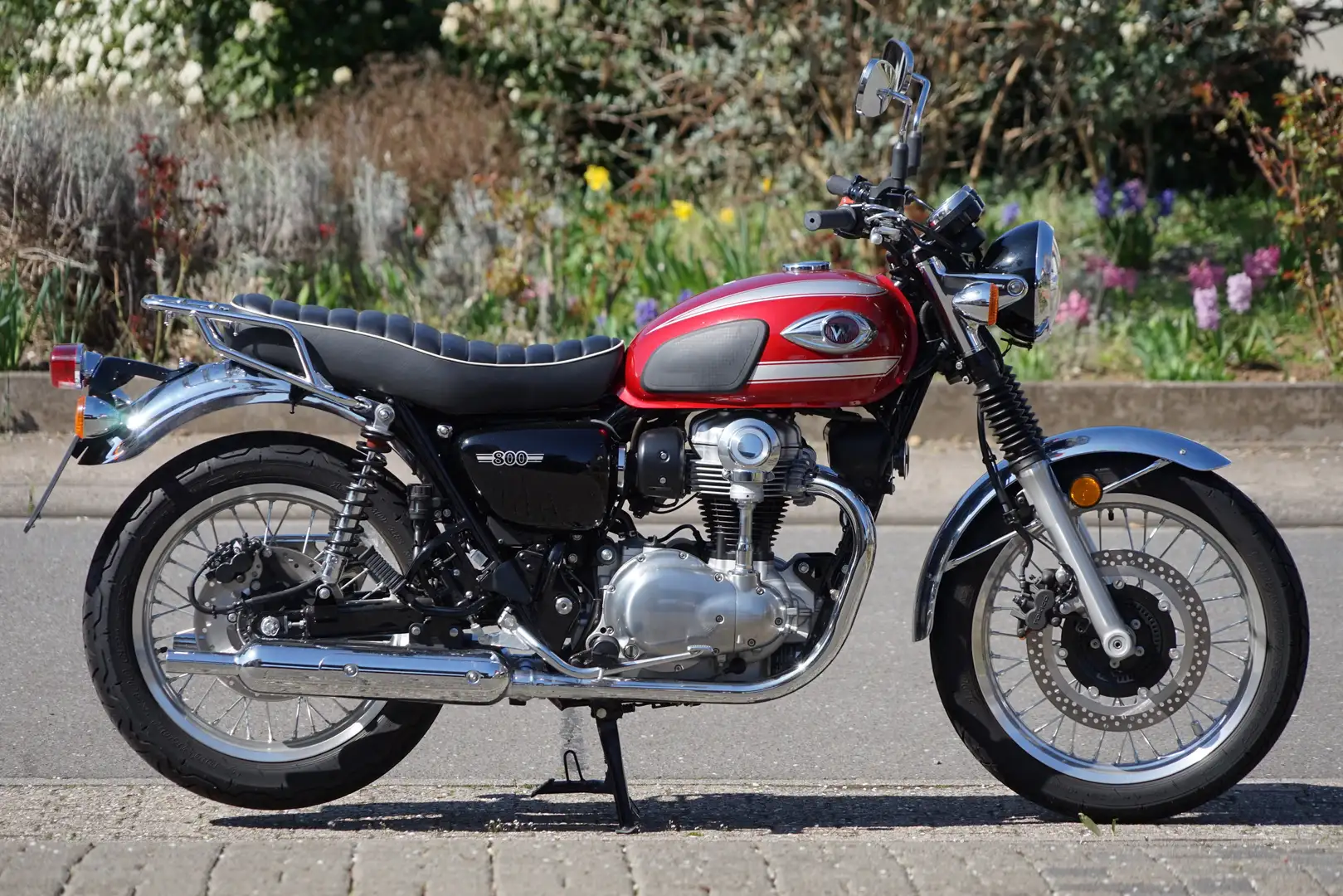 Kawasaki W 800 Piros - 1