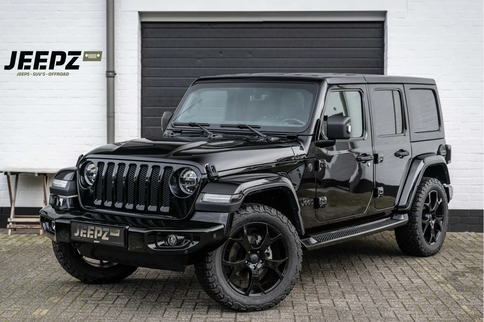 Jeep Wrangler Unlimited 2.0T Sahara - BTW auto - 20" Lm velgen Zwart - 1