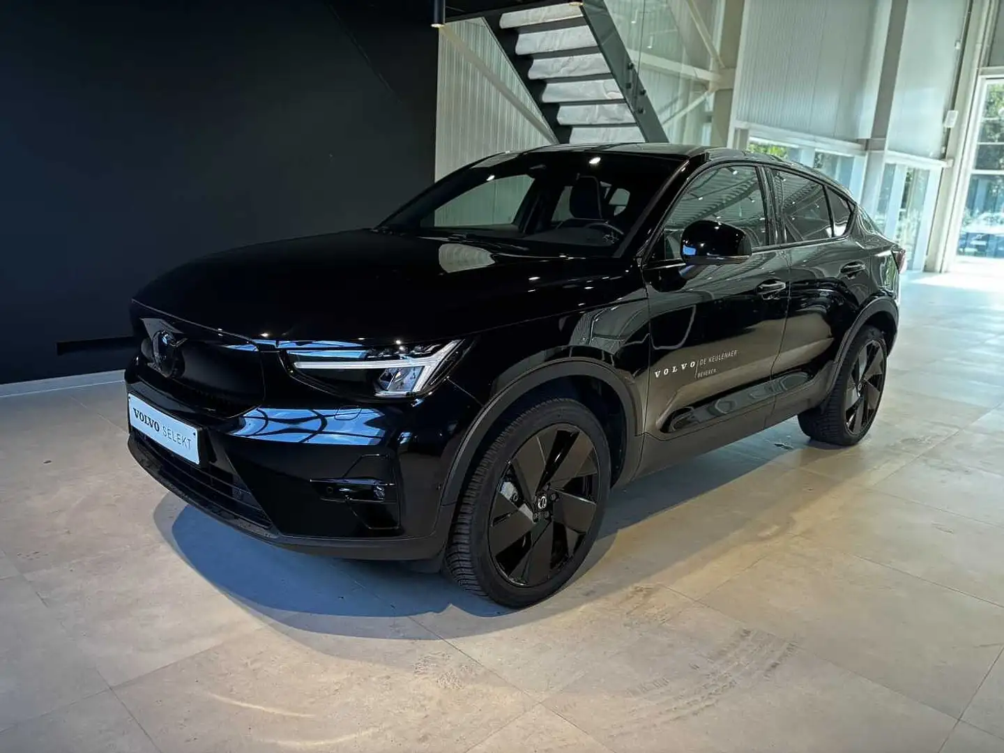Volvo C40 Ultimate, Extended Range, Black Edition Zwart - 1
