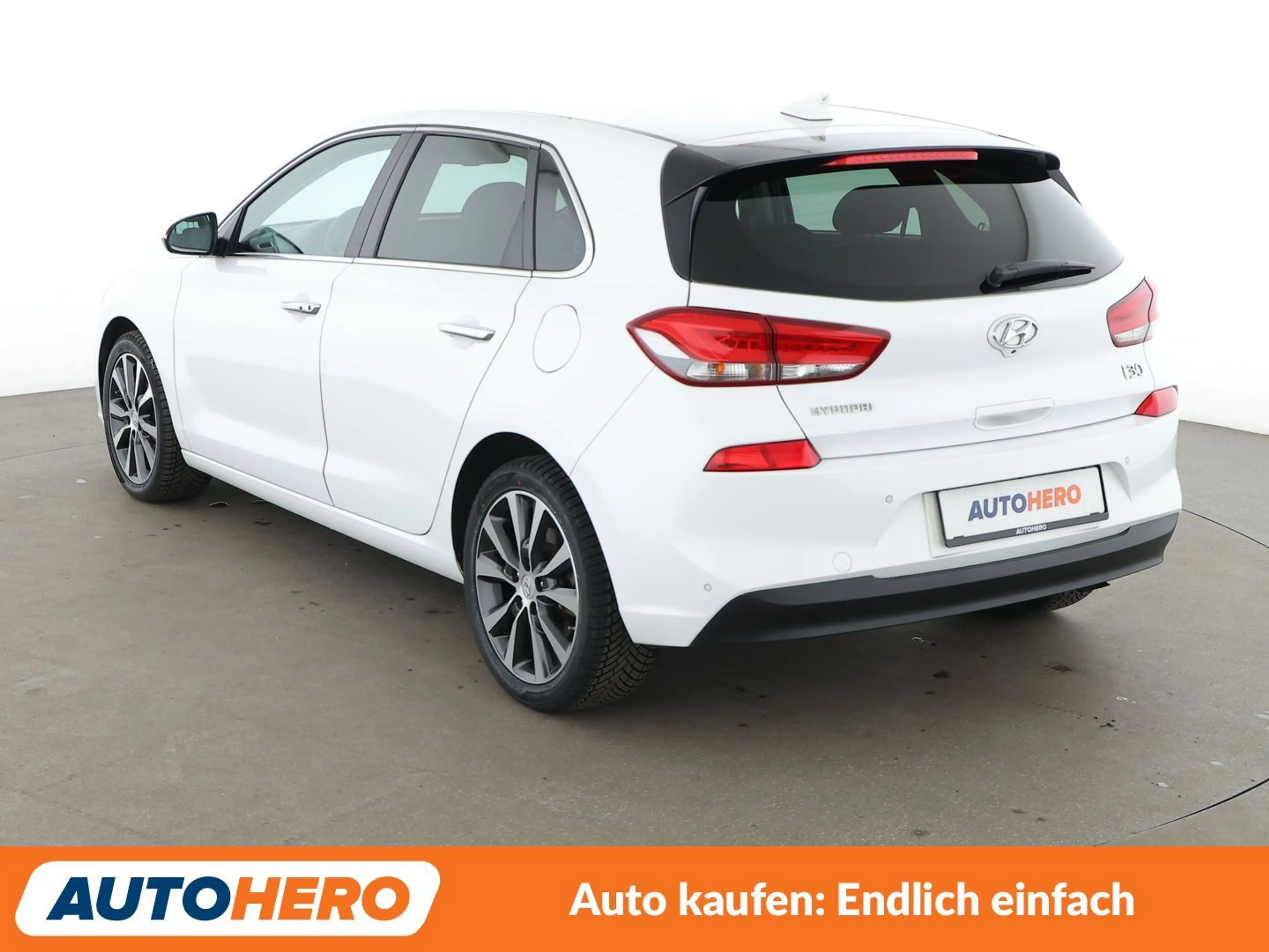 Hyundai i30 1.4 TGDI Premium Aut.*NAVI*CAM*ACC*SHZ*LHZ*ALU* — photo 4