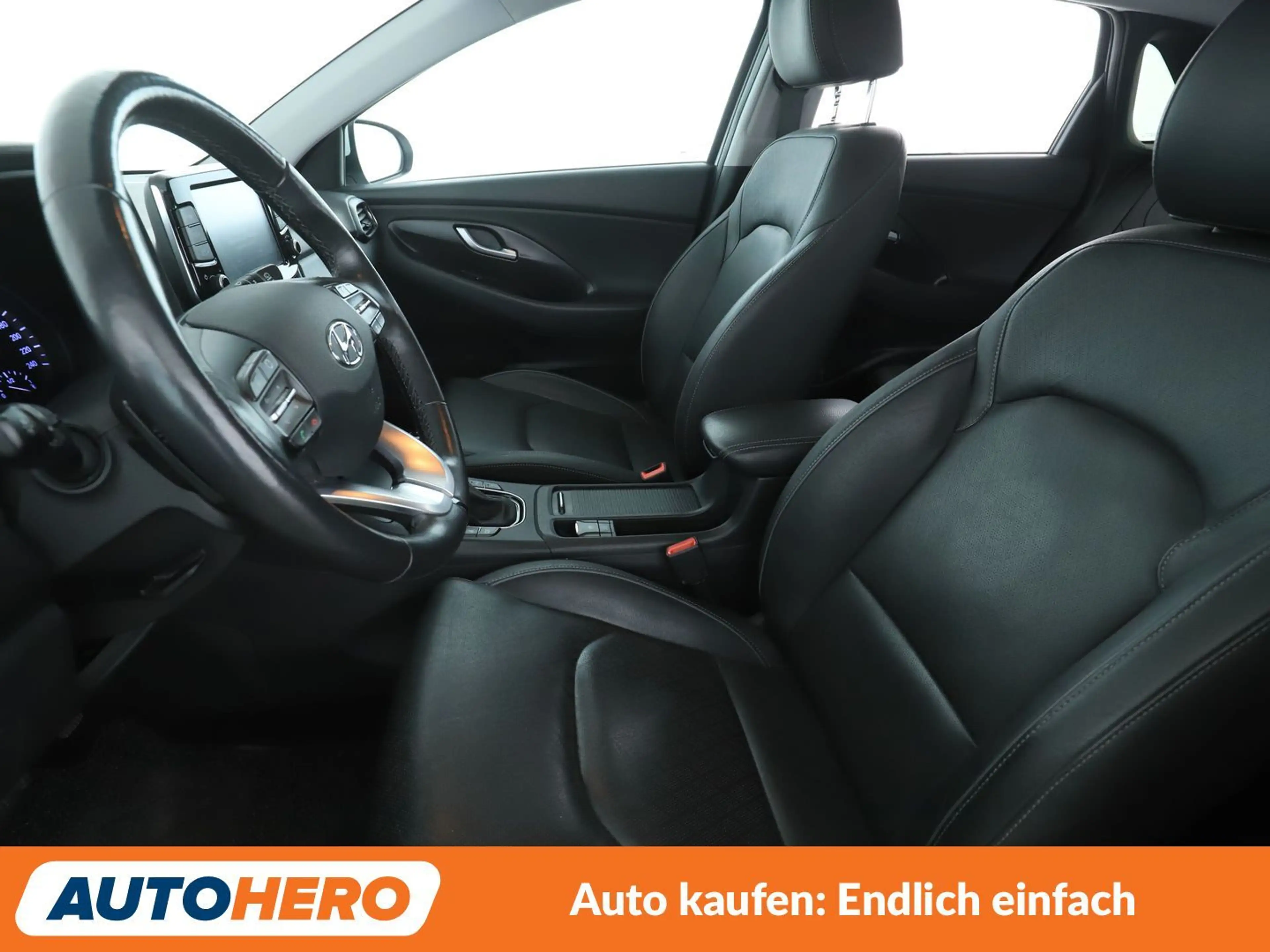 Hyundai i30 1.4 TGDI Premium Aut.*NAVI*CAM*ACC*SHZ*LHZ*ALU* — photo 10