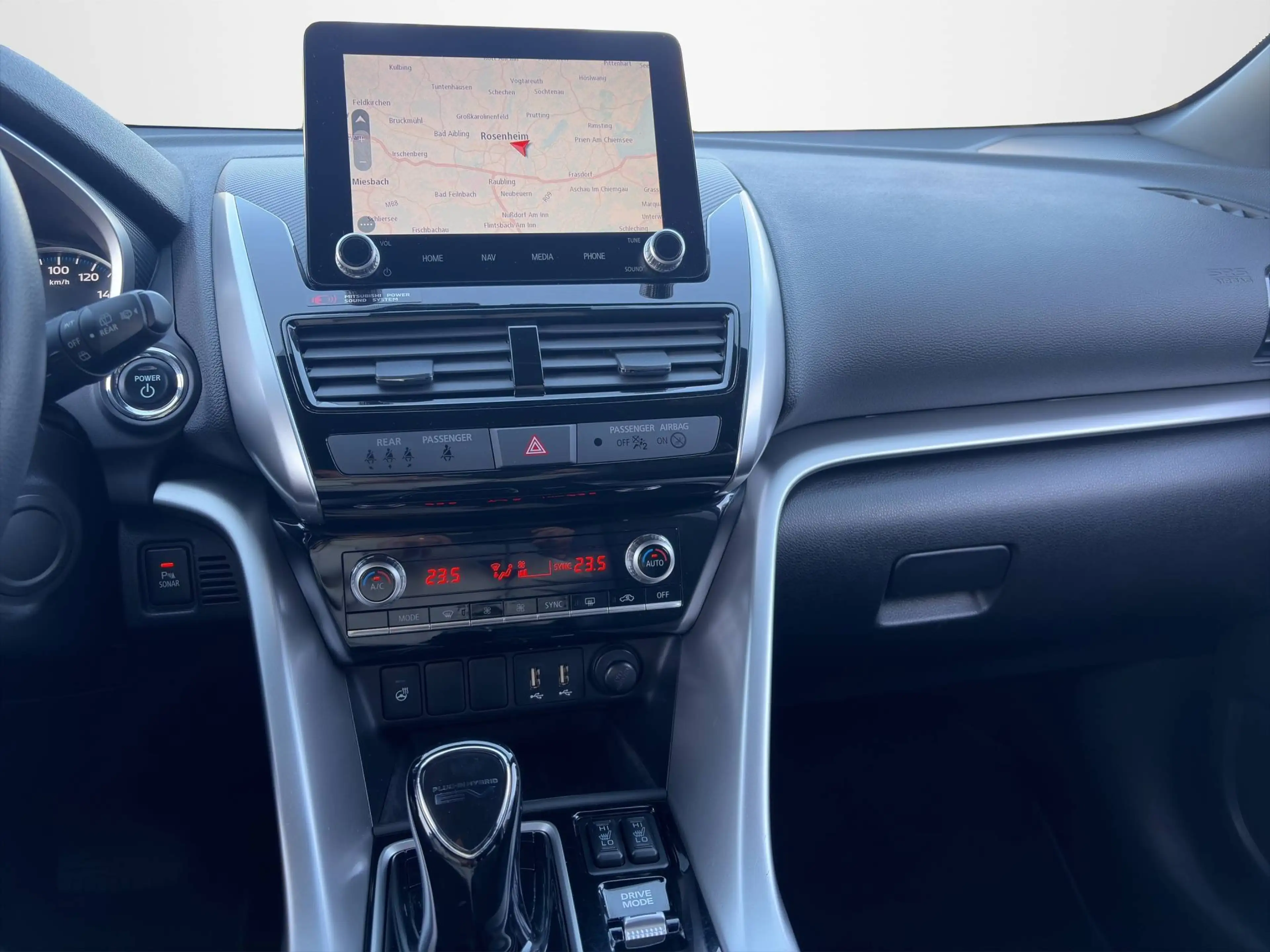 Mitsubishi Eclipse Cross Plus Select Black Hybrid 4WD — photo 6