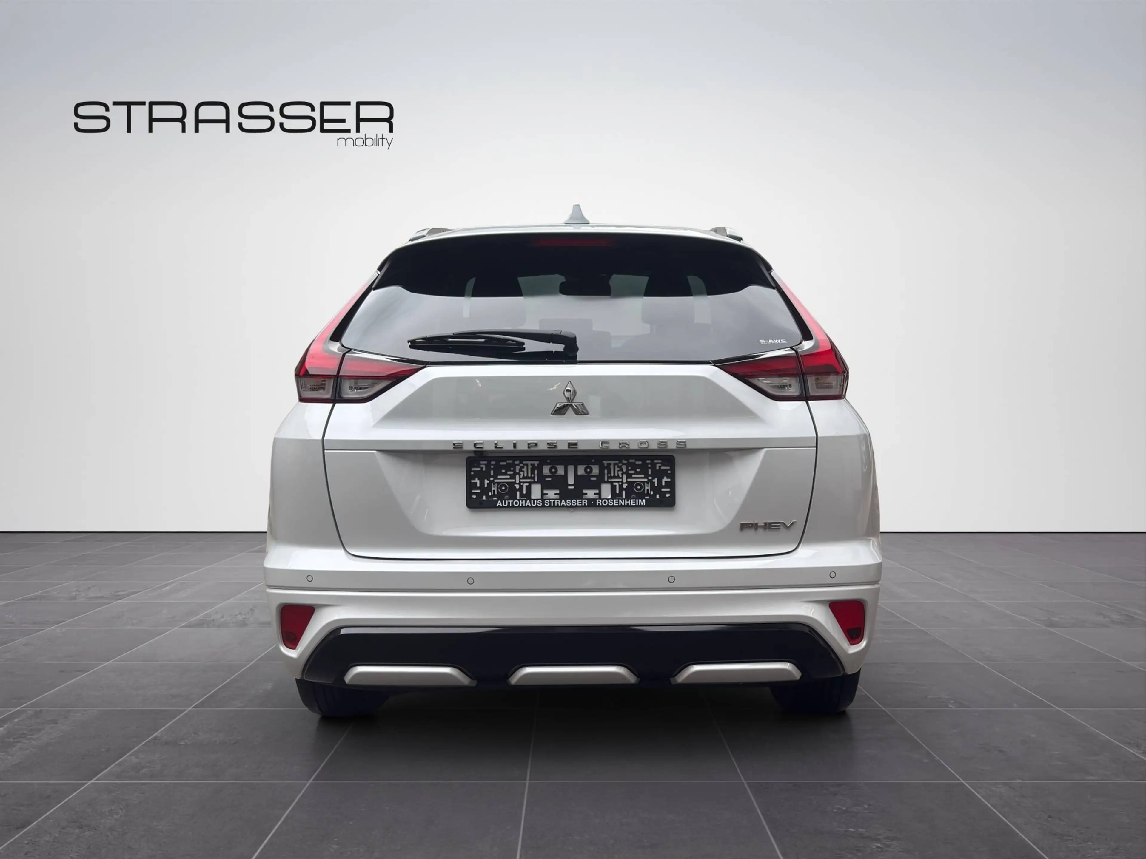 Mitsubishi Eclipse Cross Plus Select Black Hybrid 4WD — photo 12