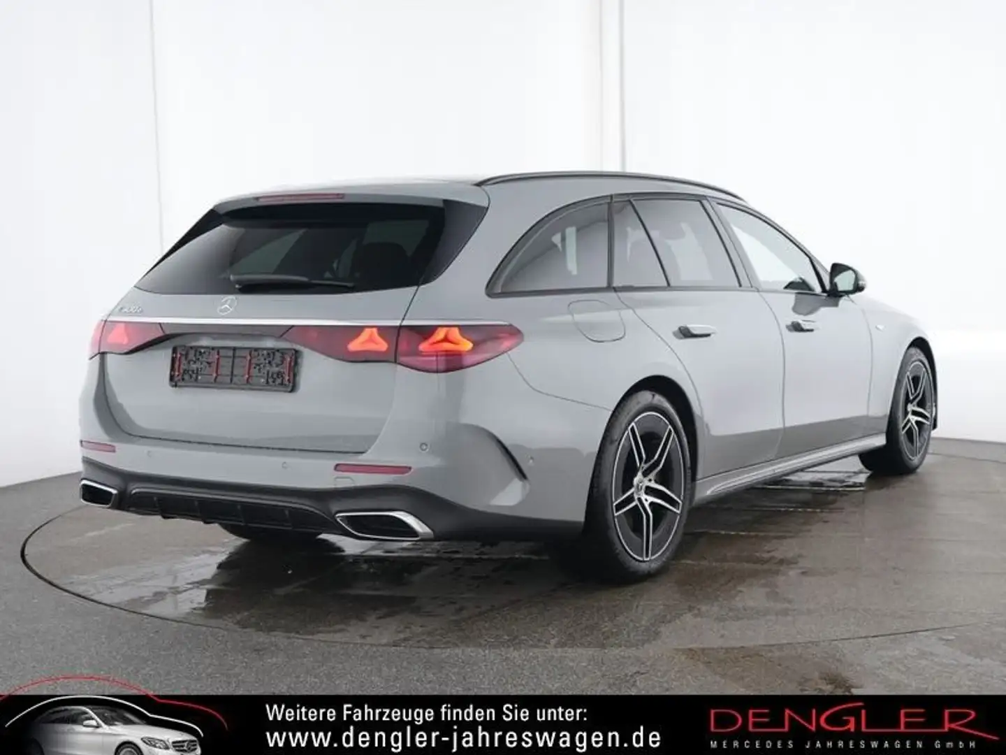 Mercedes-Benz E 300 T e ACC*AHK*MEMORY*DIGI AMG Line Advanced+ Grau - 2