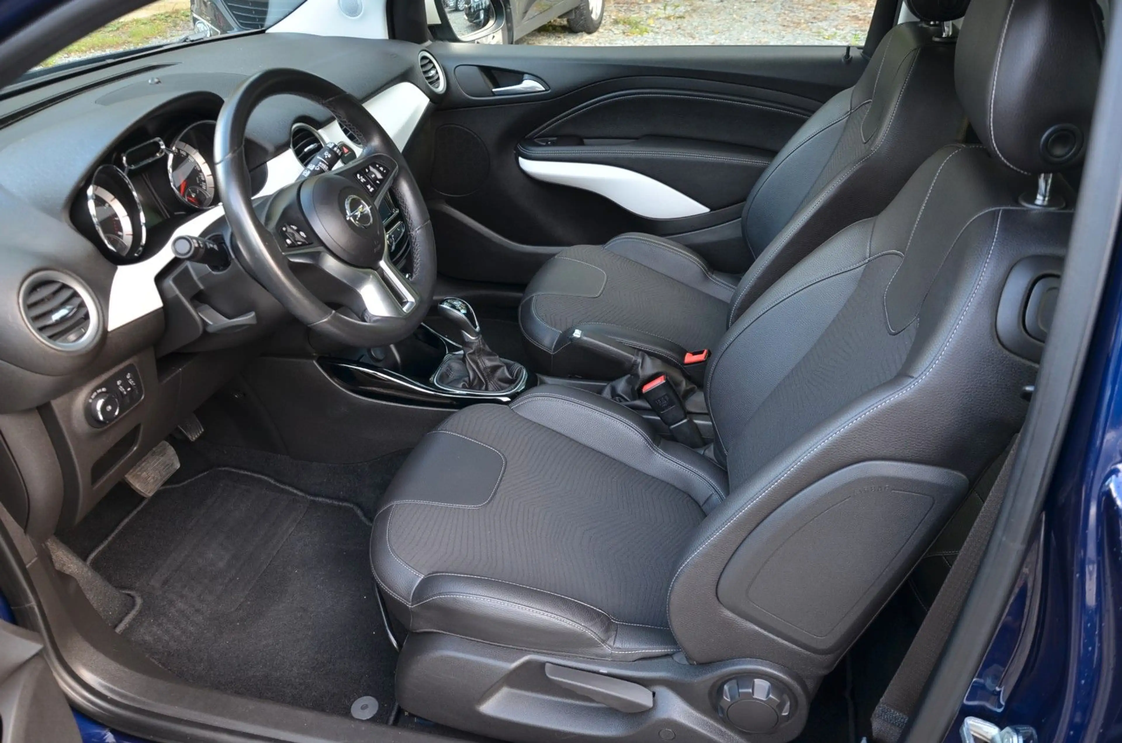 Opel Adam Glam ecoFlex 1.4 Automatik Klimaautomatik — photo 9