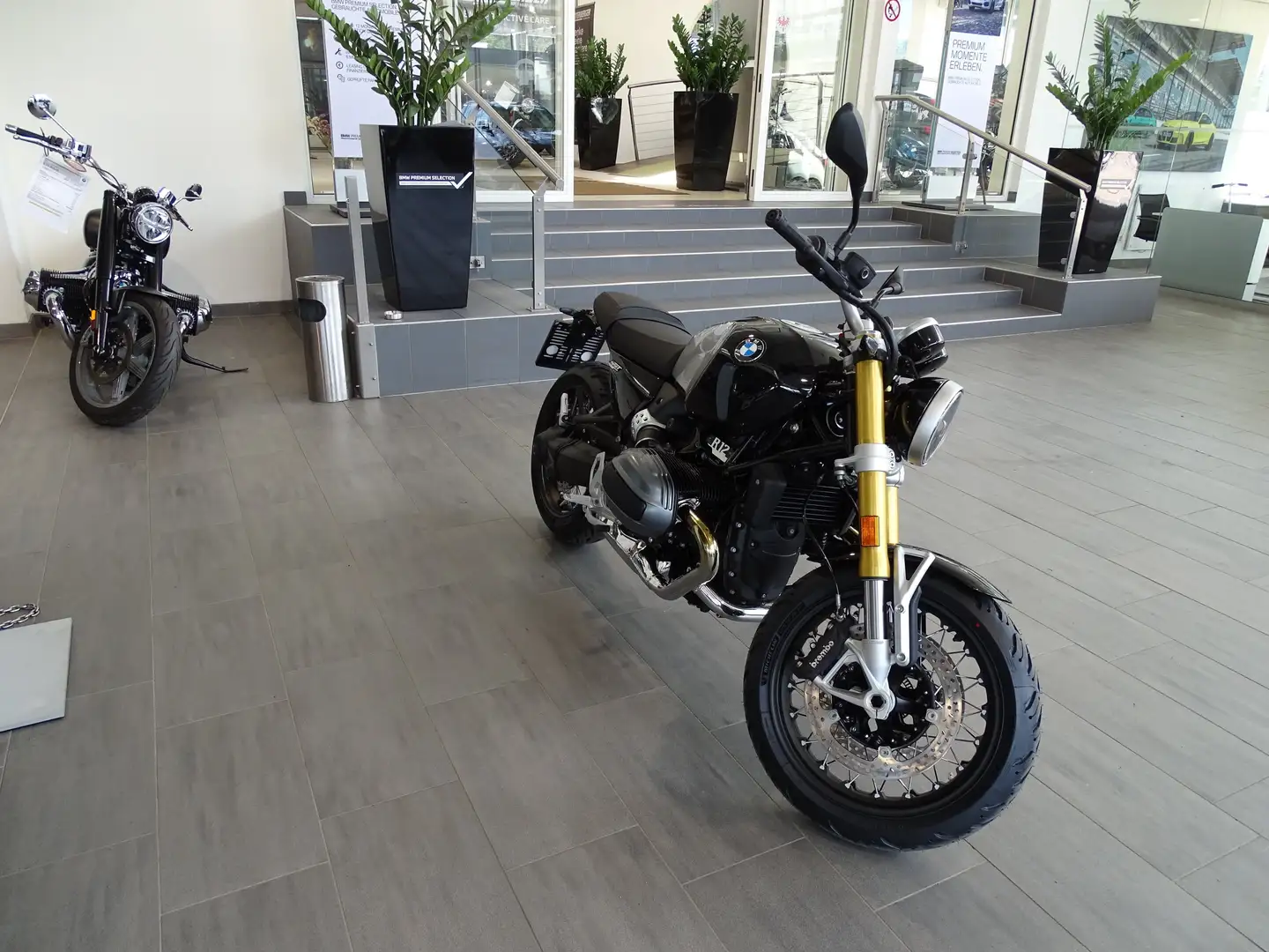 BMW R 12 nineT *inkl. ÖL Inklusive 3J/30tkm* Schwarz - 1