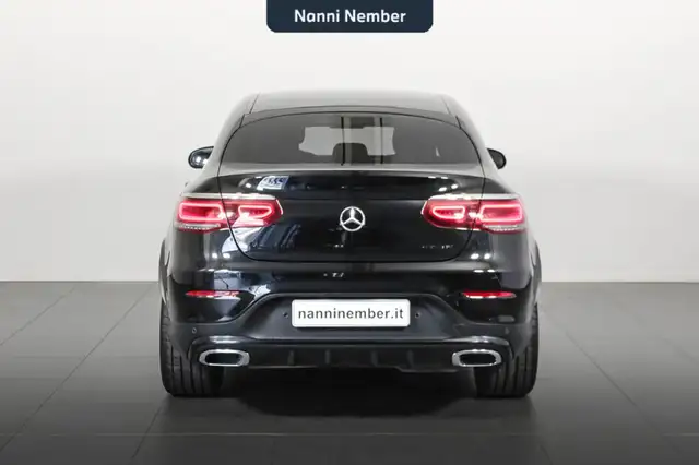 Mercedes-Benz 300 view 4