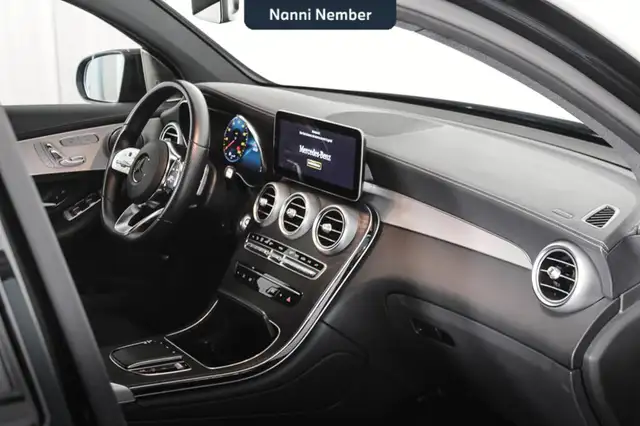 Mercedes-Benz 300 view 8