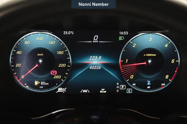 Mercedes-Benz 300 view 9