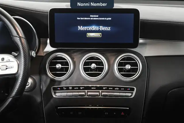 Mercedes-Benz 300 view 12