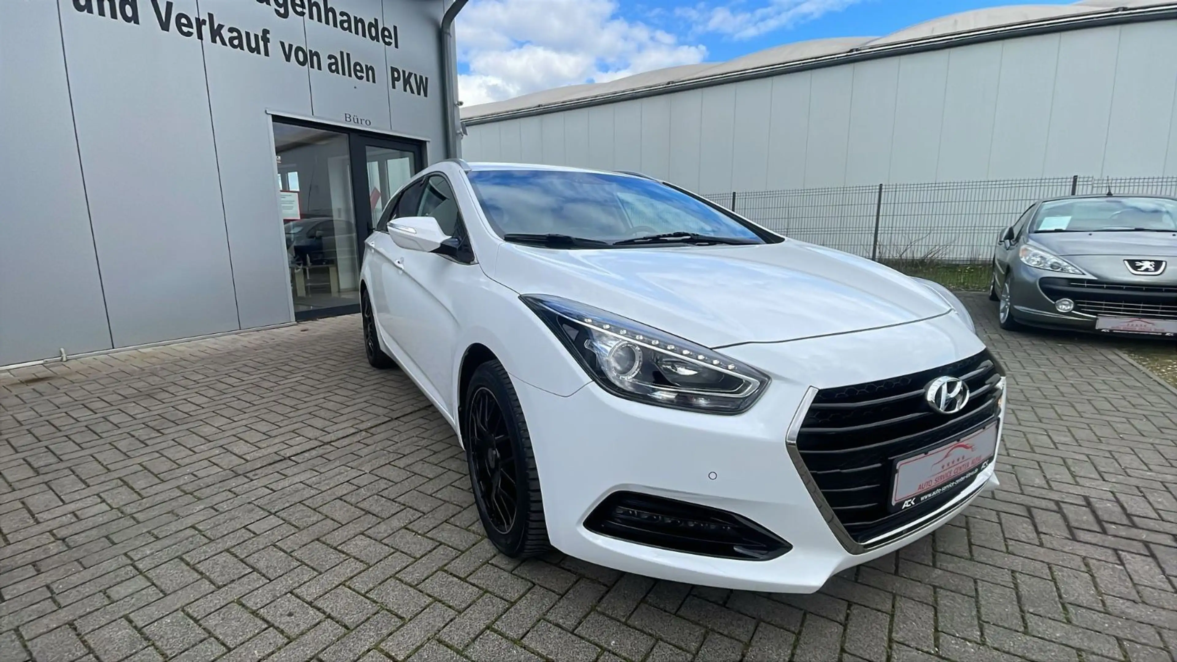 Hyundai i40 cw blue Trend*TEMPOMAT*SHZ*SCHECKHEFT* — photo 12