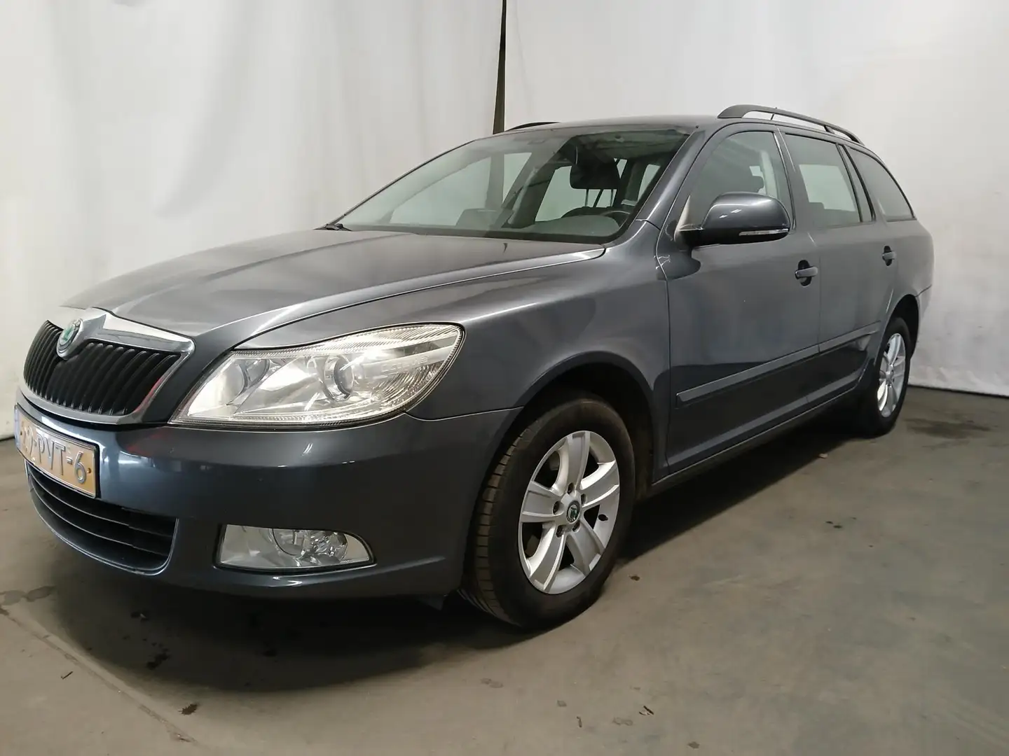 Skoda Octavia Combi 1.2 TSI Ambition Business Line - Navi - Scha Grijs - 2