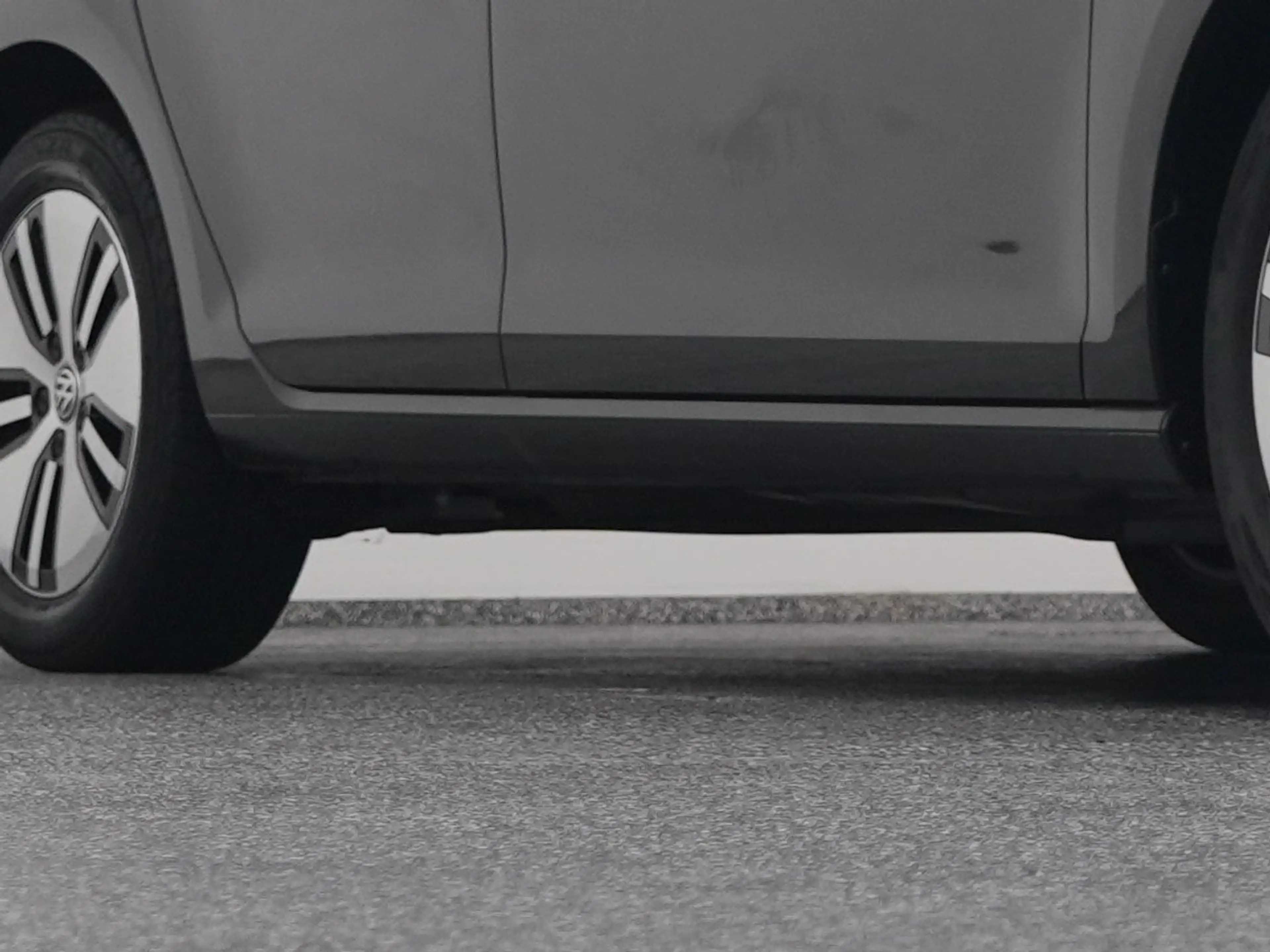 Volkswagen e-Golf E-DITION | ADAPTIVE — photo 39