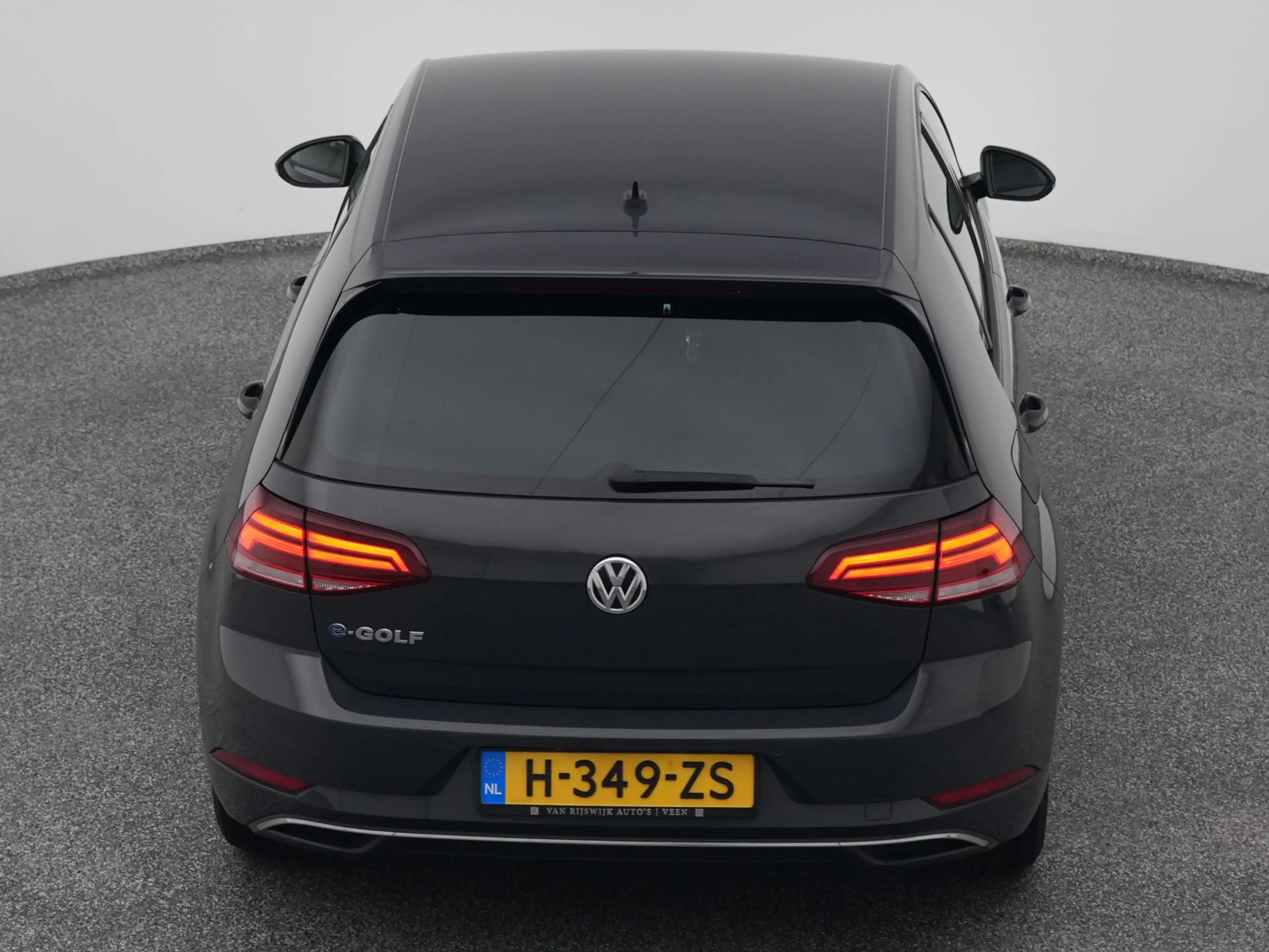 Volkswagen e-Golf E-DITION | ADAPTIVE — photo 29