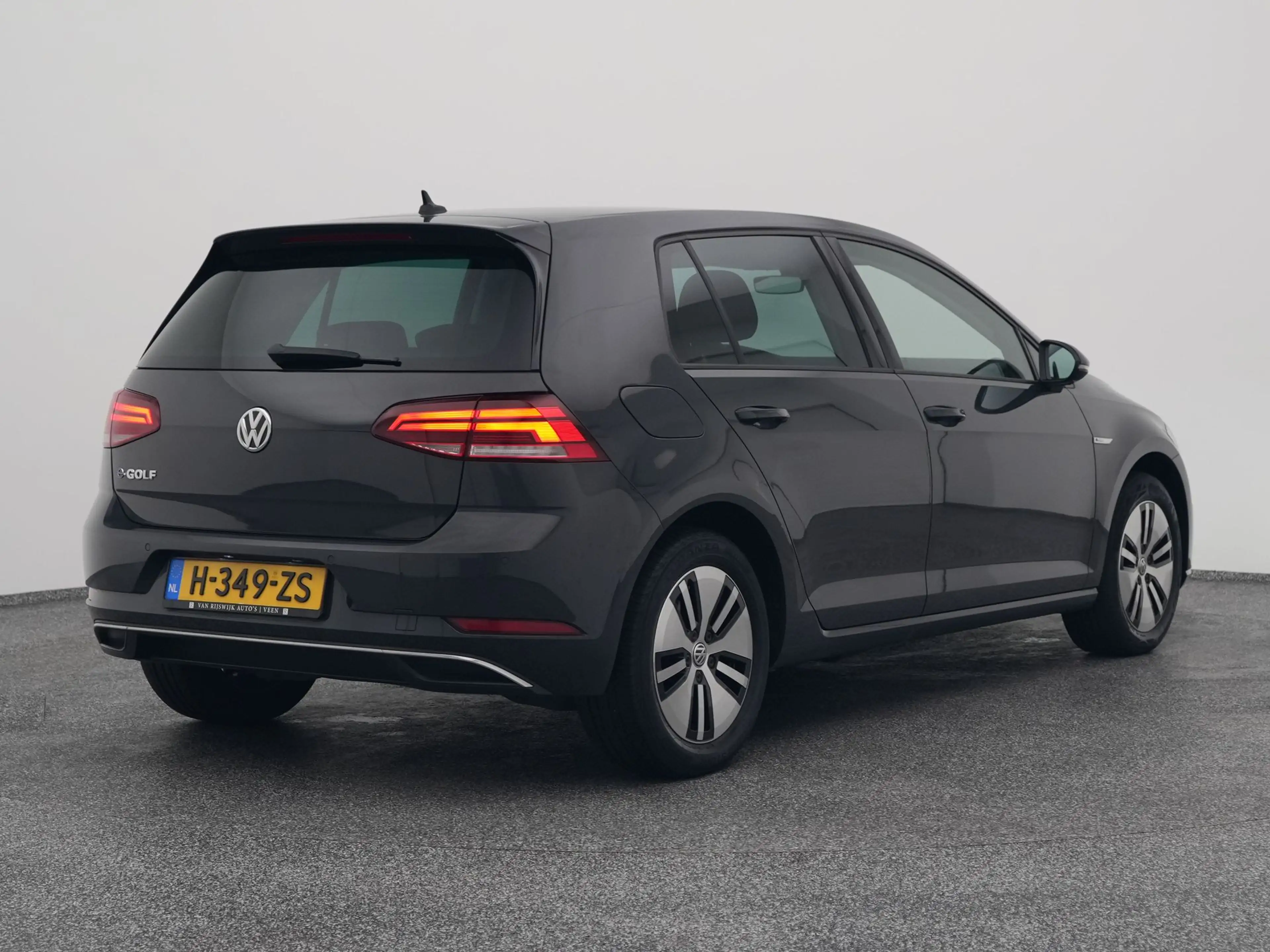 Volkswagen e-Golf E-DITION | ADAPTIVE — photo 7