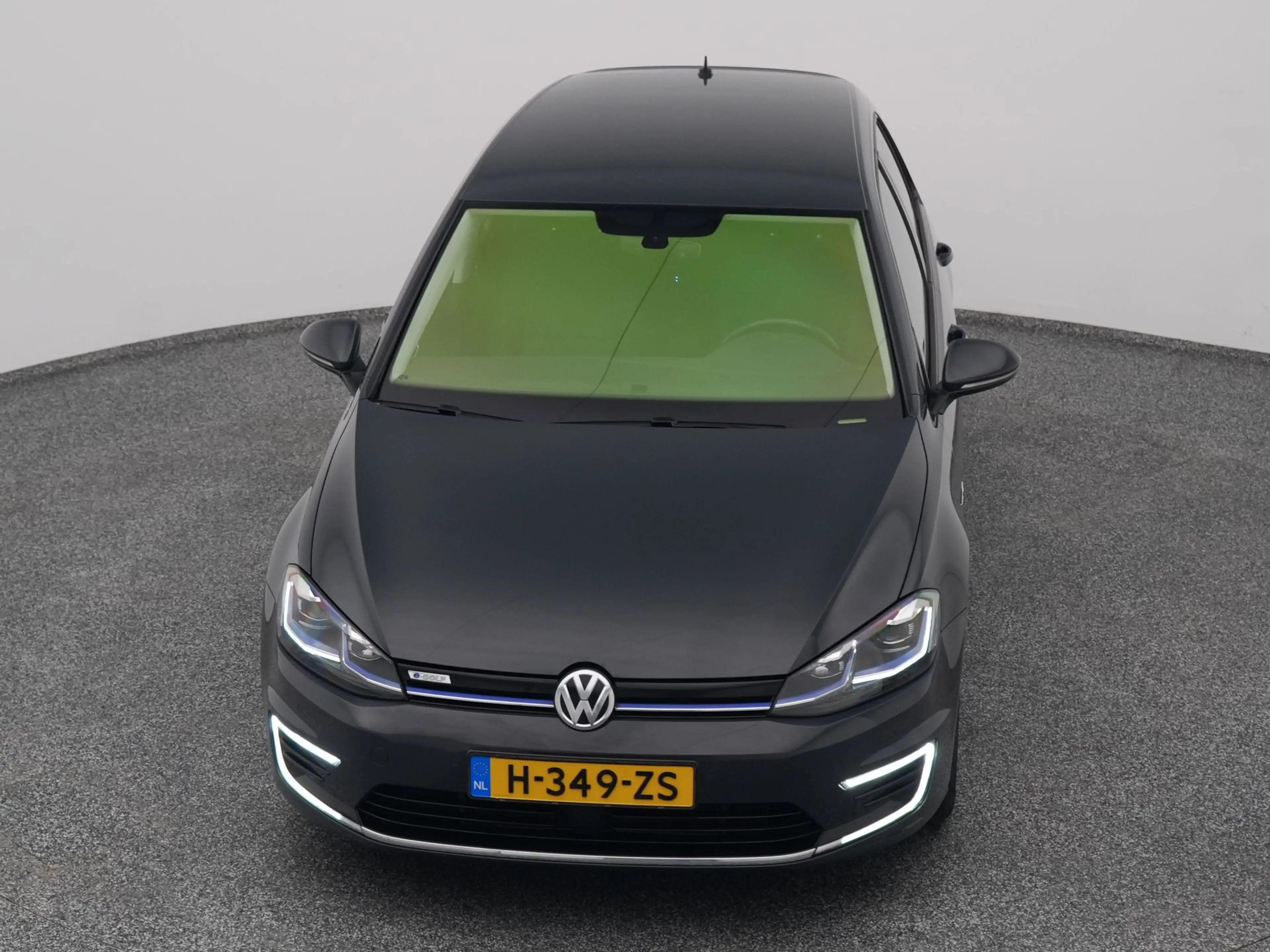 Volkswagen e-Golf E-DITION | ADAPTIVE — photo 27