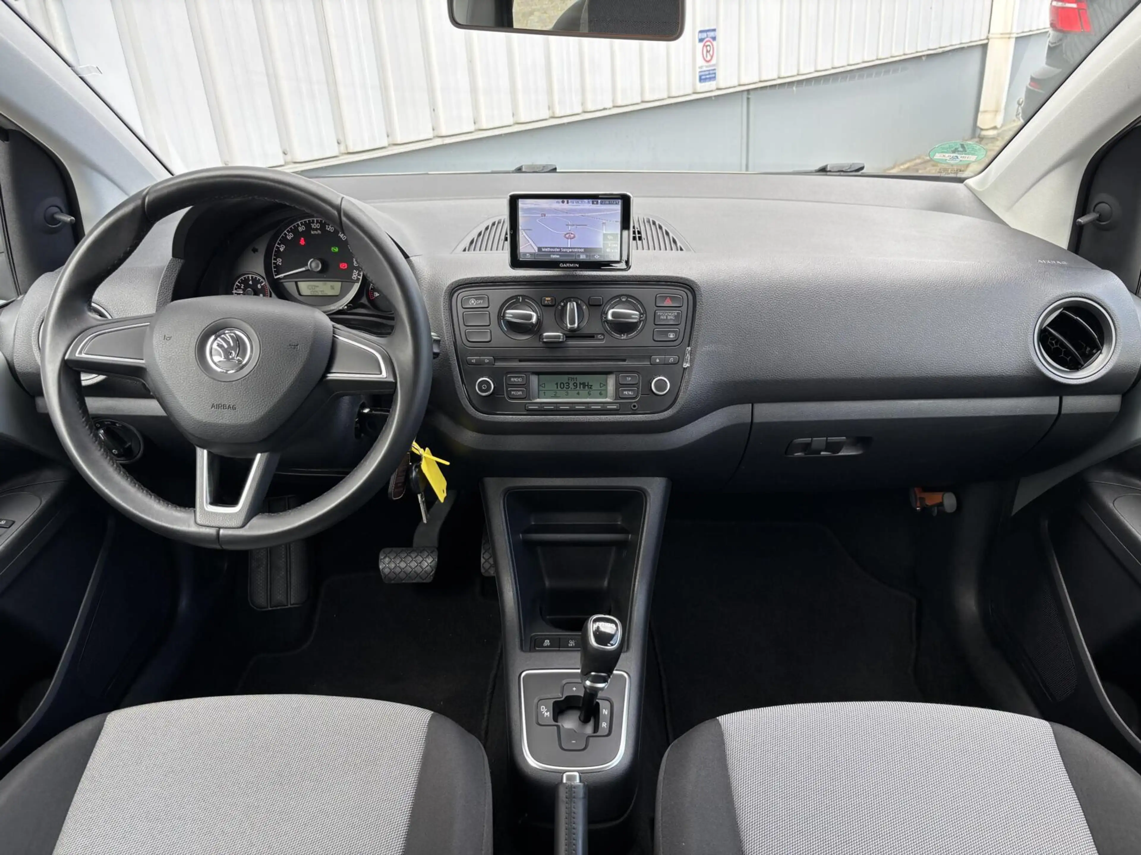 Skoda Citigo 1.0 Greentech Edition | Automaat | Navigatie | Air — photo 5