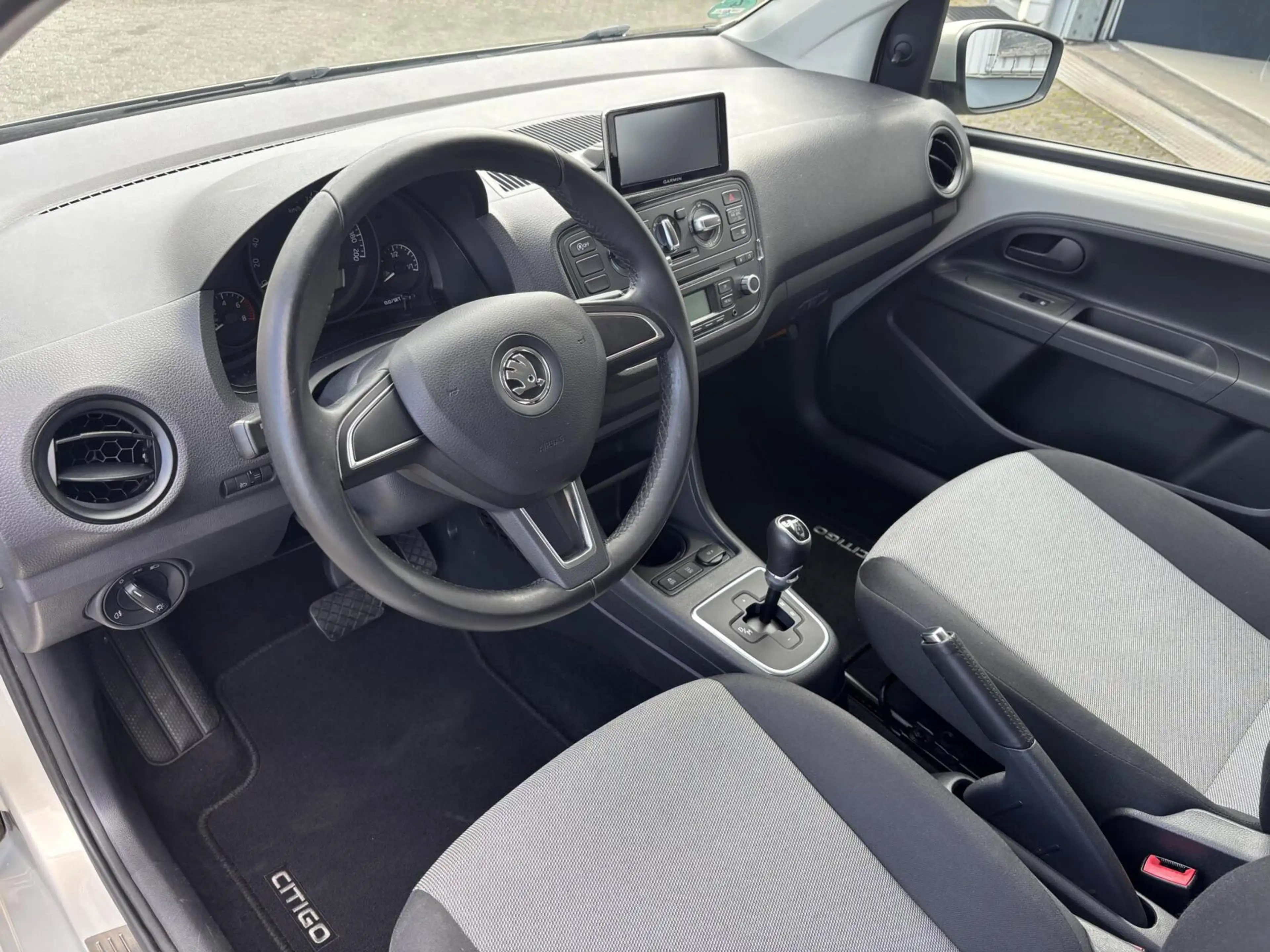 Skoda Citigo 1.0 Greentech Edition | Automaat | Navigatie | Air — photo 6