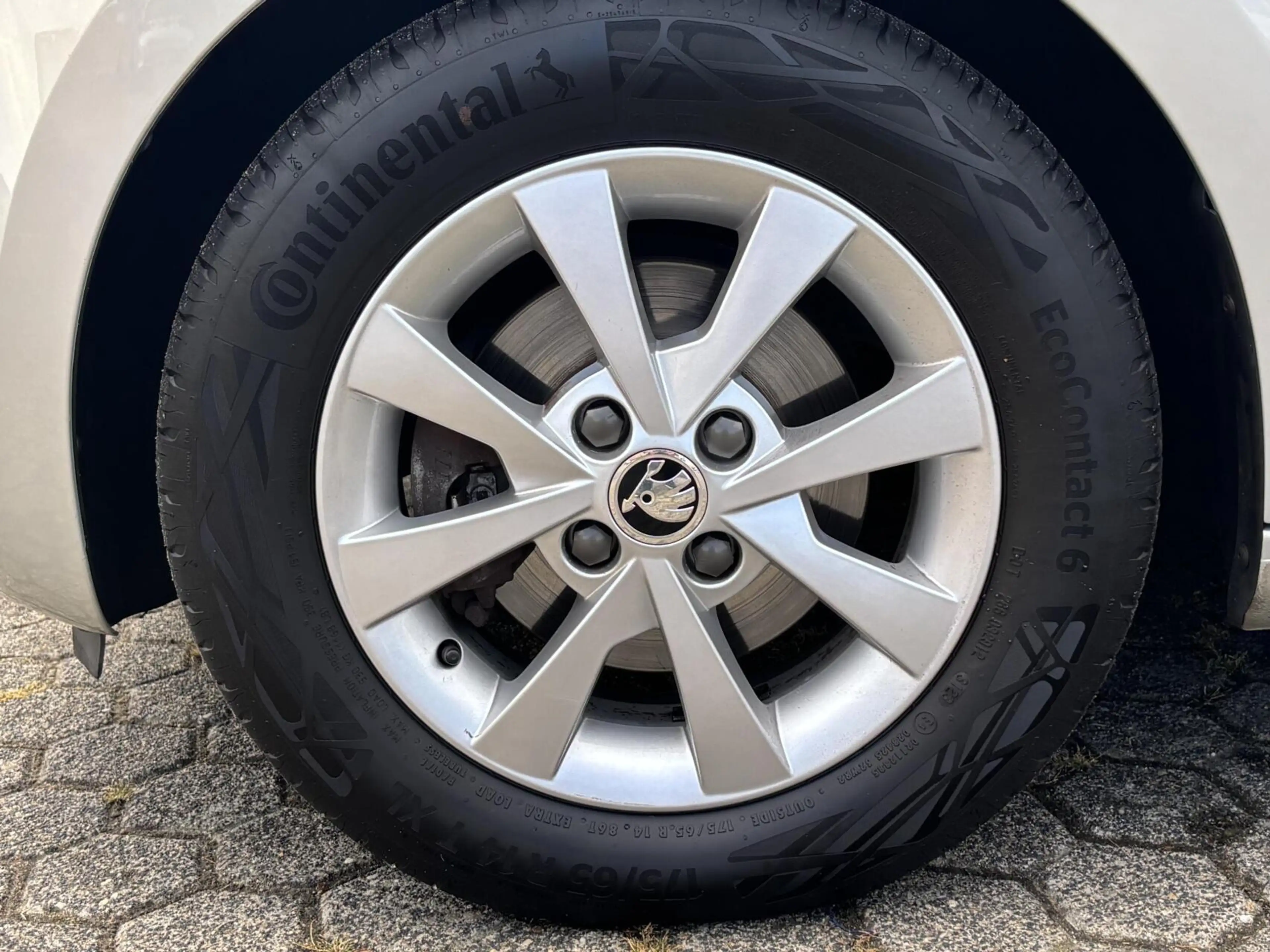 Skoda Citigo 1.0 Greentech Edition | Automaat | Navigatie | Air — photo 15