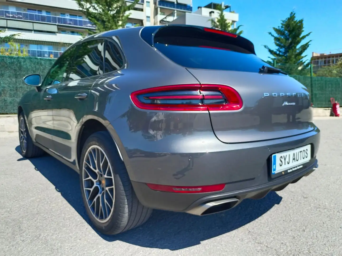 Porsche Macan Aut. Grigio - 2